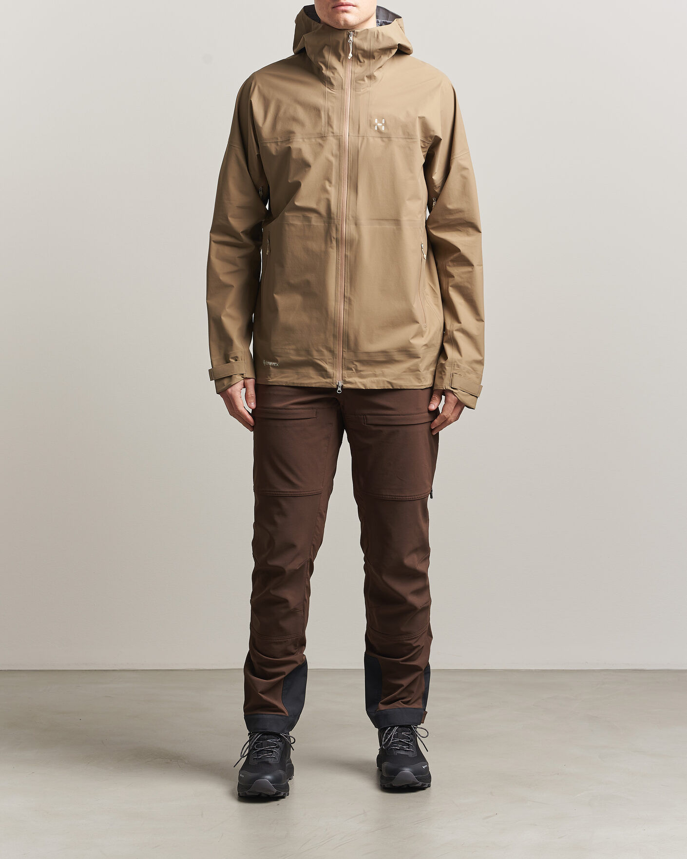 Mies | Takit | Haglöfs | L.I.M Airak Gore-Tex Jacket Oak Brown