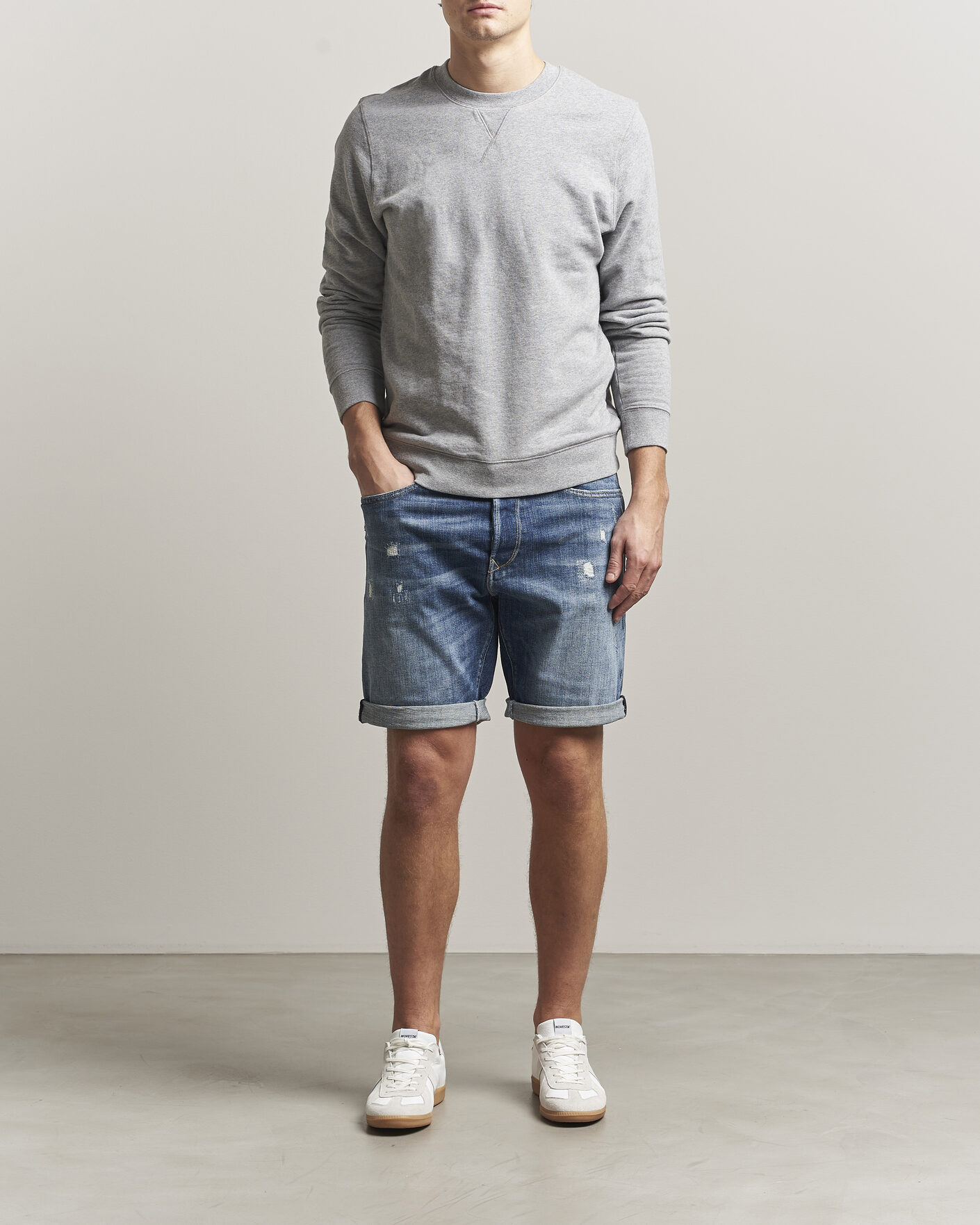 Mies | Shortsit | Replay | RBJ981 Shredded Denim Shorts Medium Blue