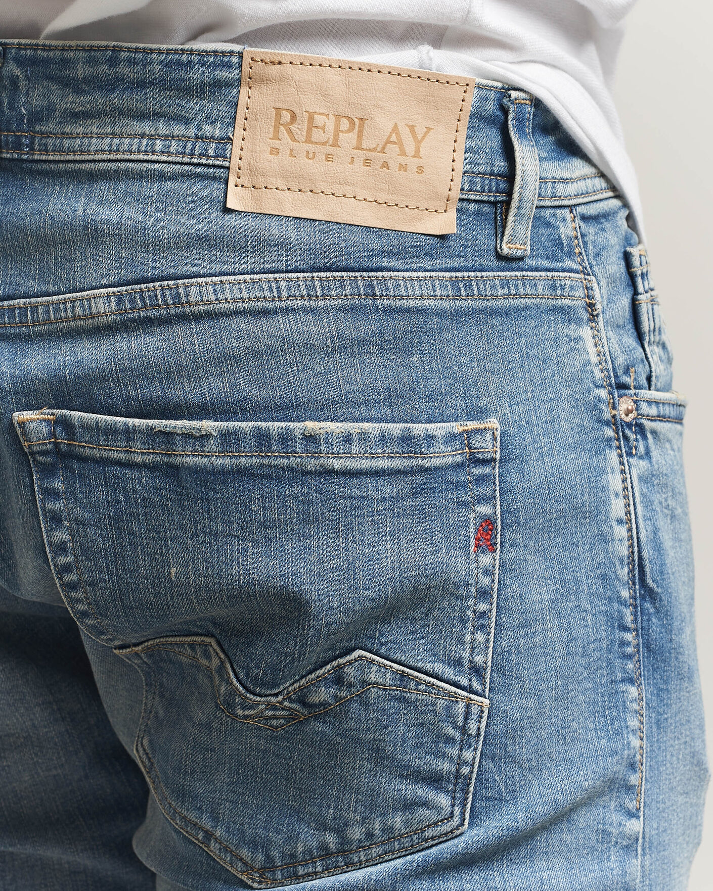 Mies | Farkut | Replay | Rocco Comfort Fit Stretch Eco Plus Jeans Medium Blue