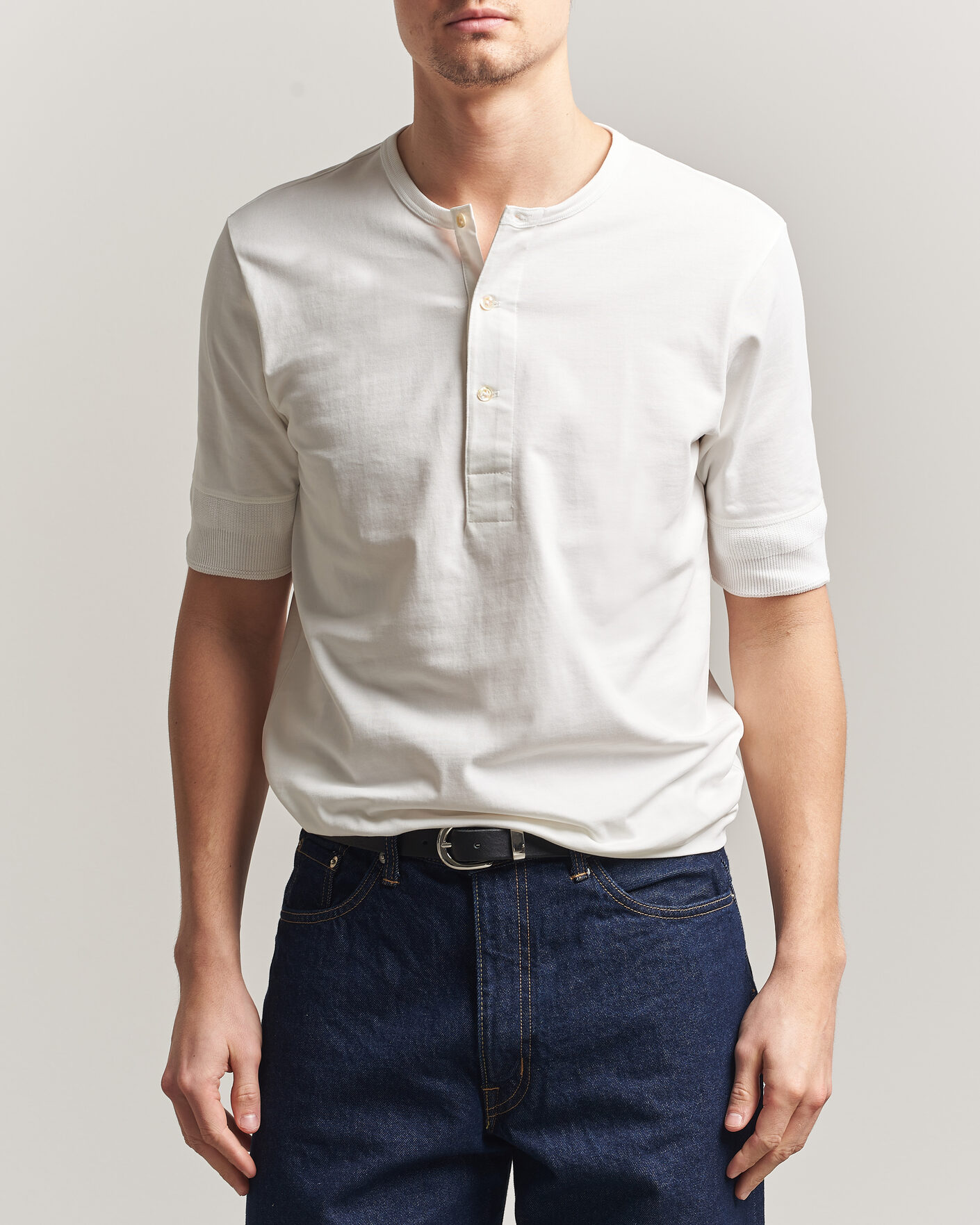 Mies | T-paidat | Merz b. Schwanen | Classic Organic Cotton Short Sleeve Henley White