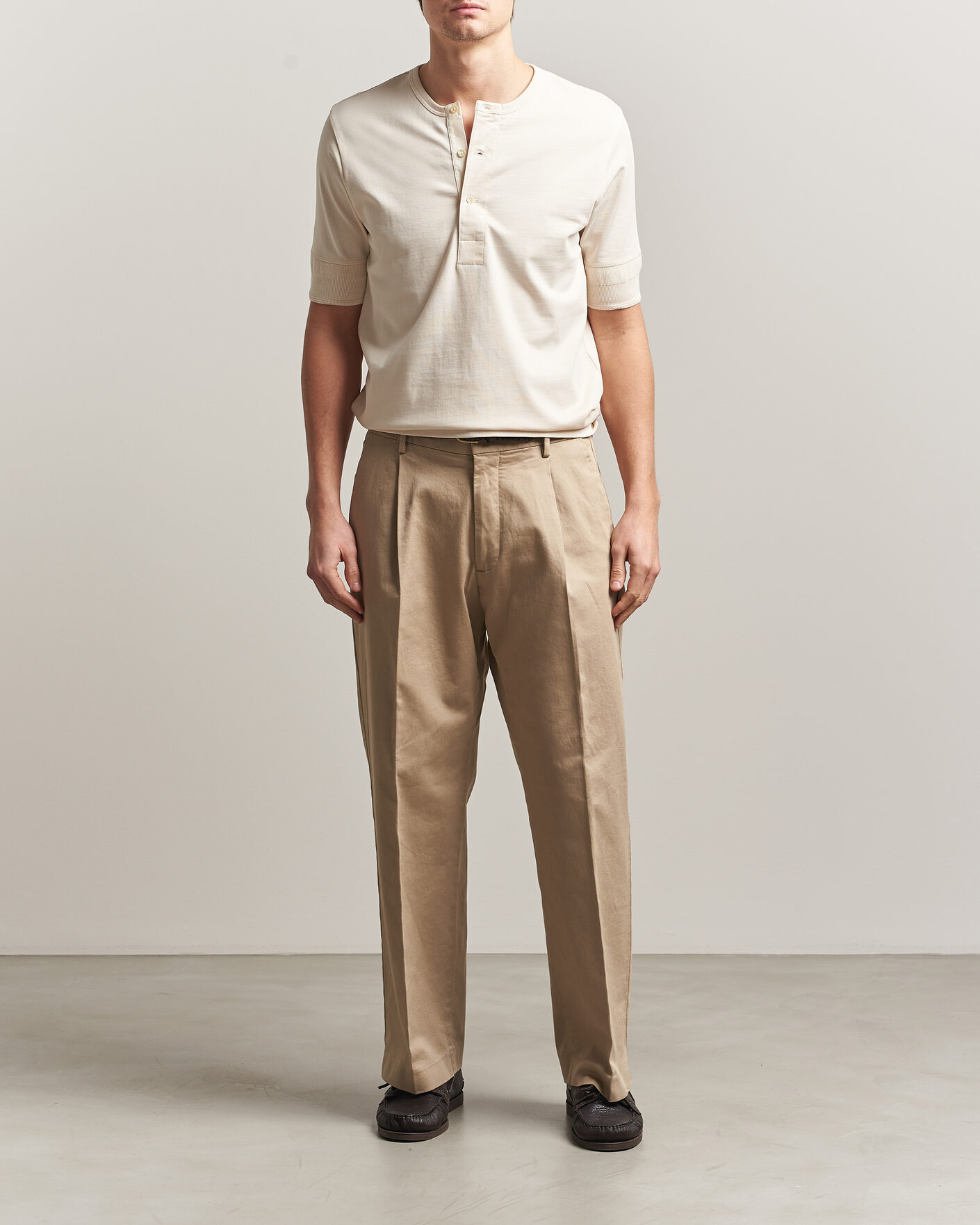 Mies | T-paidat | Merz b. Schwanen | Classic Organic Cotton Short Sleeve Henley Nature