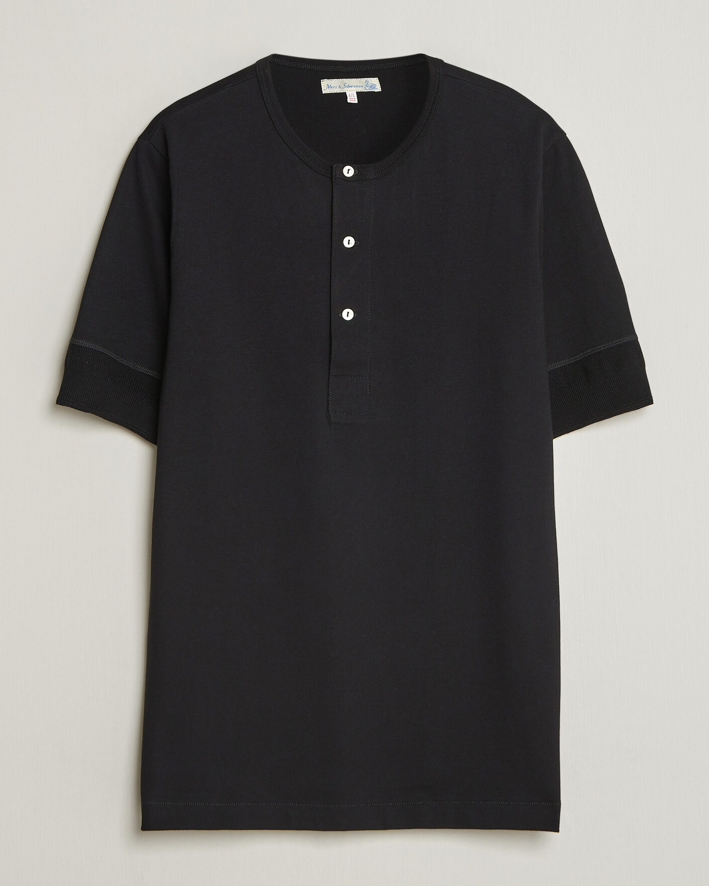 Mies | T-paidat | Merz b. Schwanen | Classic Organic Cotton Short Sleeve Henley Black
