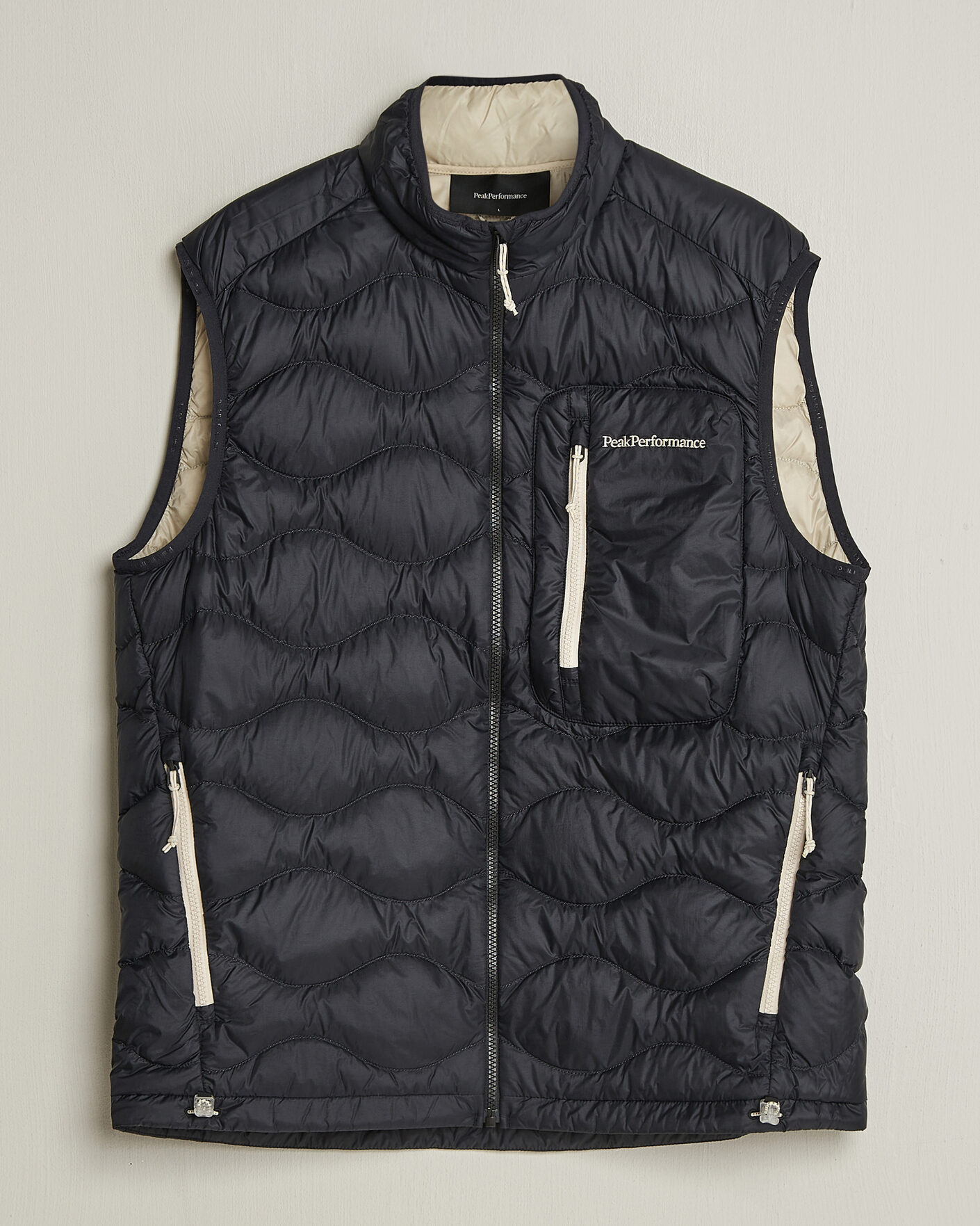 Mies | Ulkoliivit | Peak Performance | Helium Utility Down Vest Black