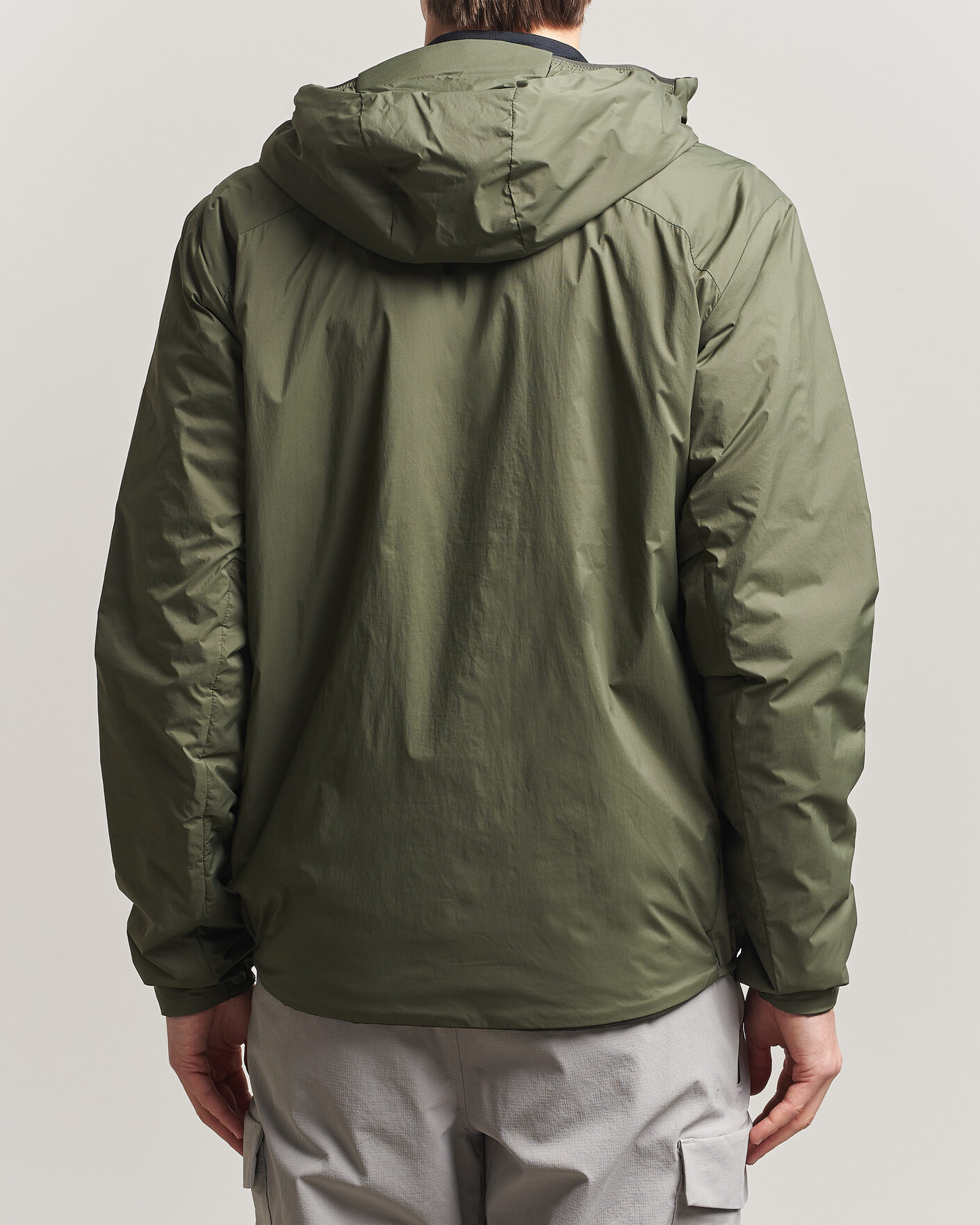Mies | Takit | Peak Performance | Freelight Reversible Hooded Jacket Pine Needle