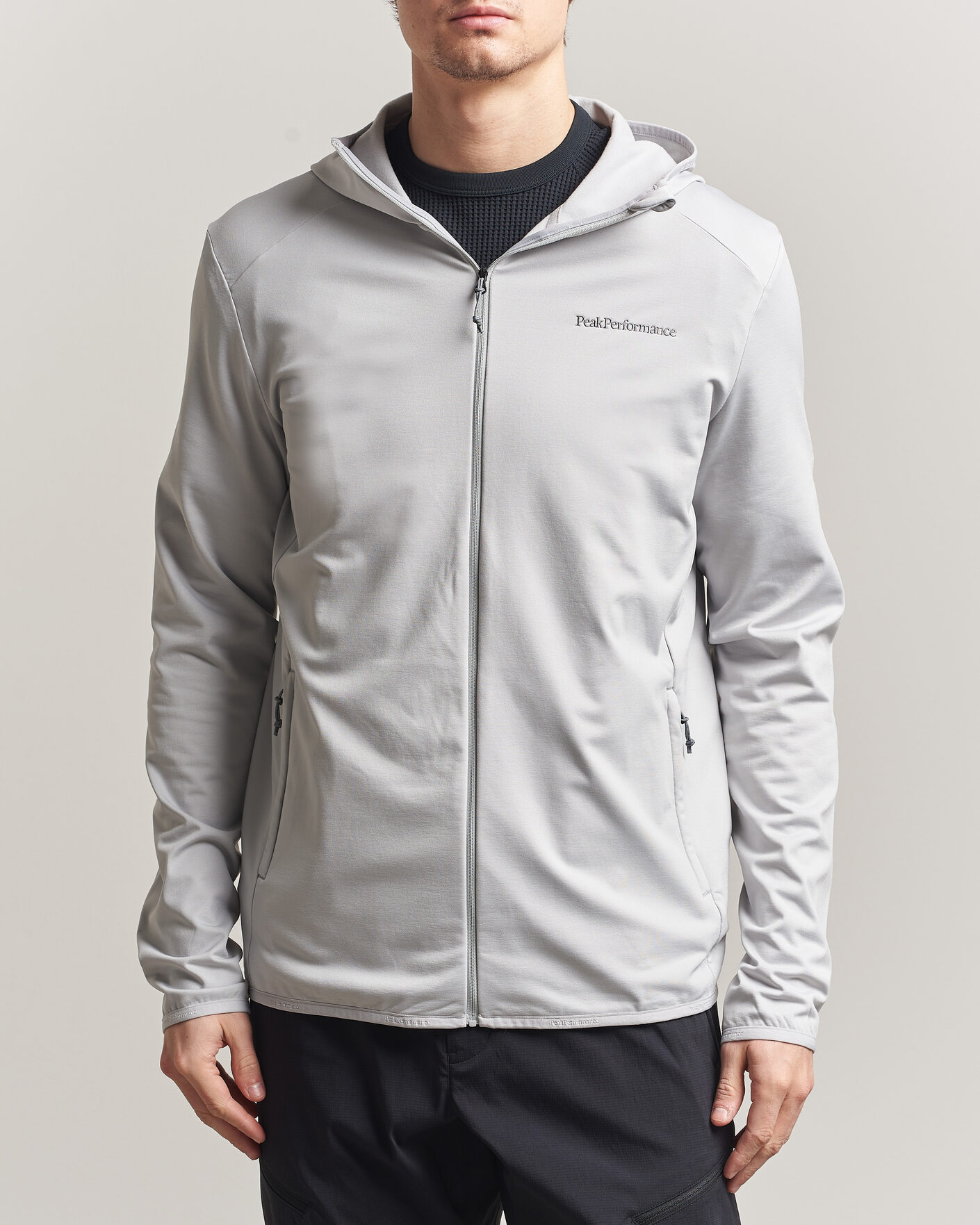 Mies | Puserot | Peak Performance | Light Hooded Full Zip Summit Smoke