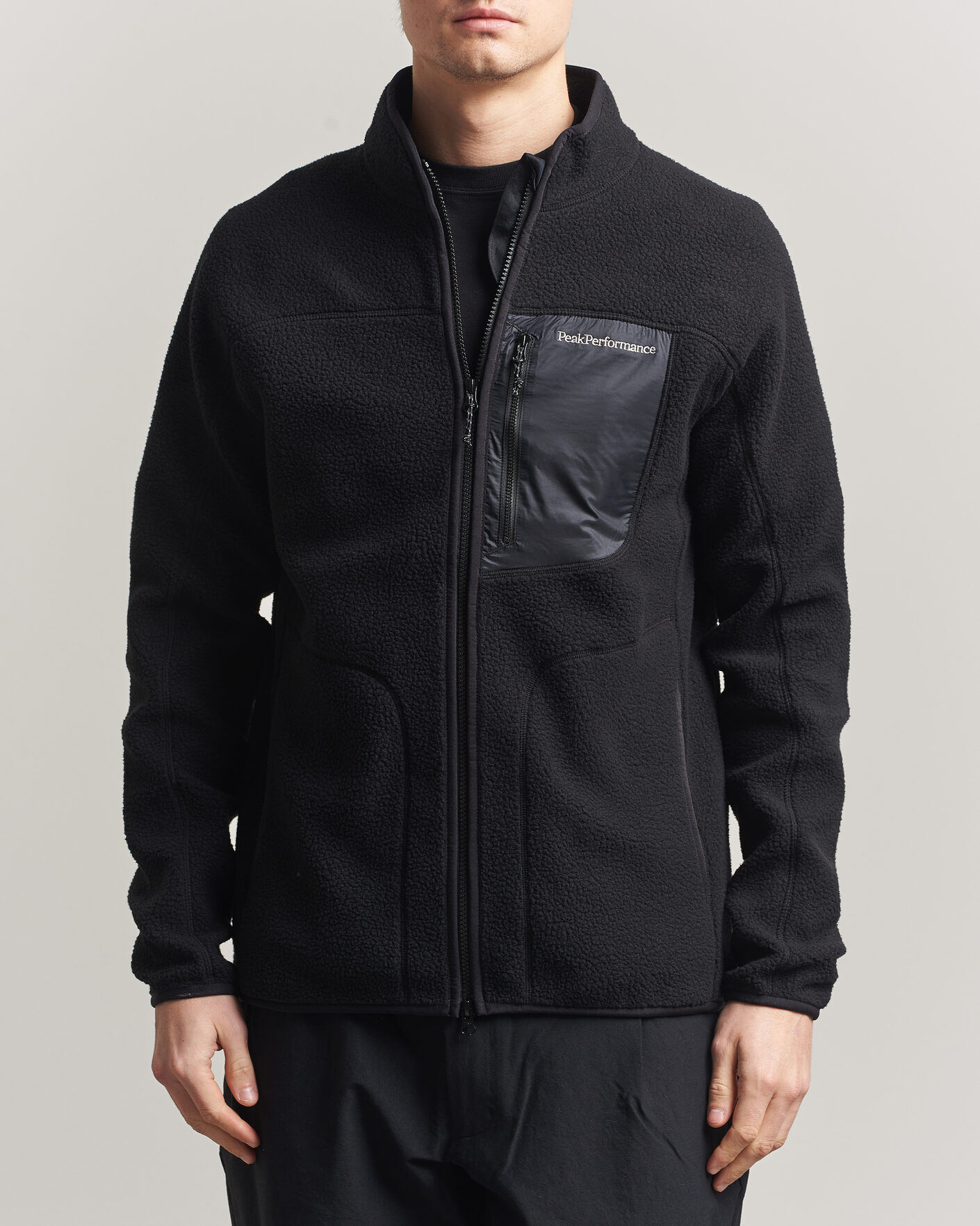 Mies | Puserot | Peak Performance | Nature Rush Pile Full Zip Black