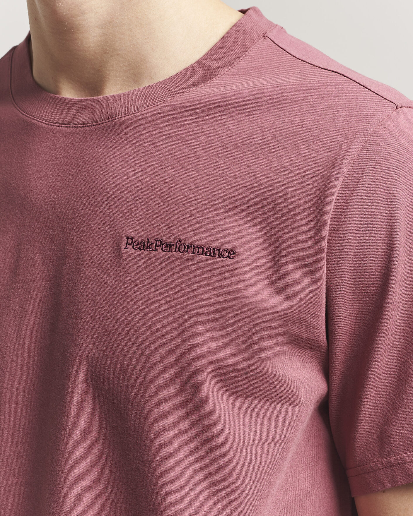 Mies | T-paidat | Peak Performance | Original Crew Neck T-Shirt Wild Rouge