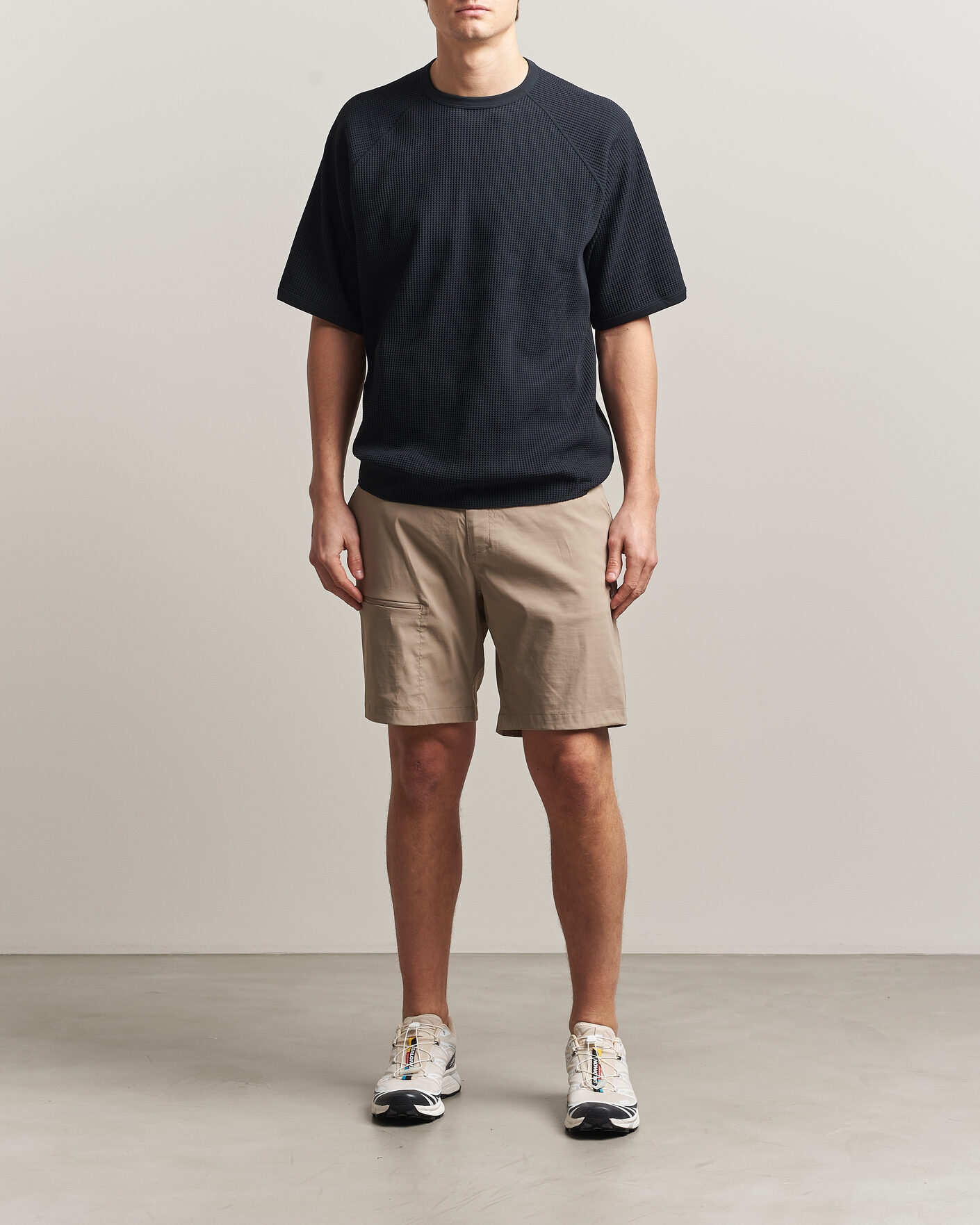 Mies | Shortsit | Peak Performance | Iconiq Shorts Avid Beige