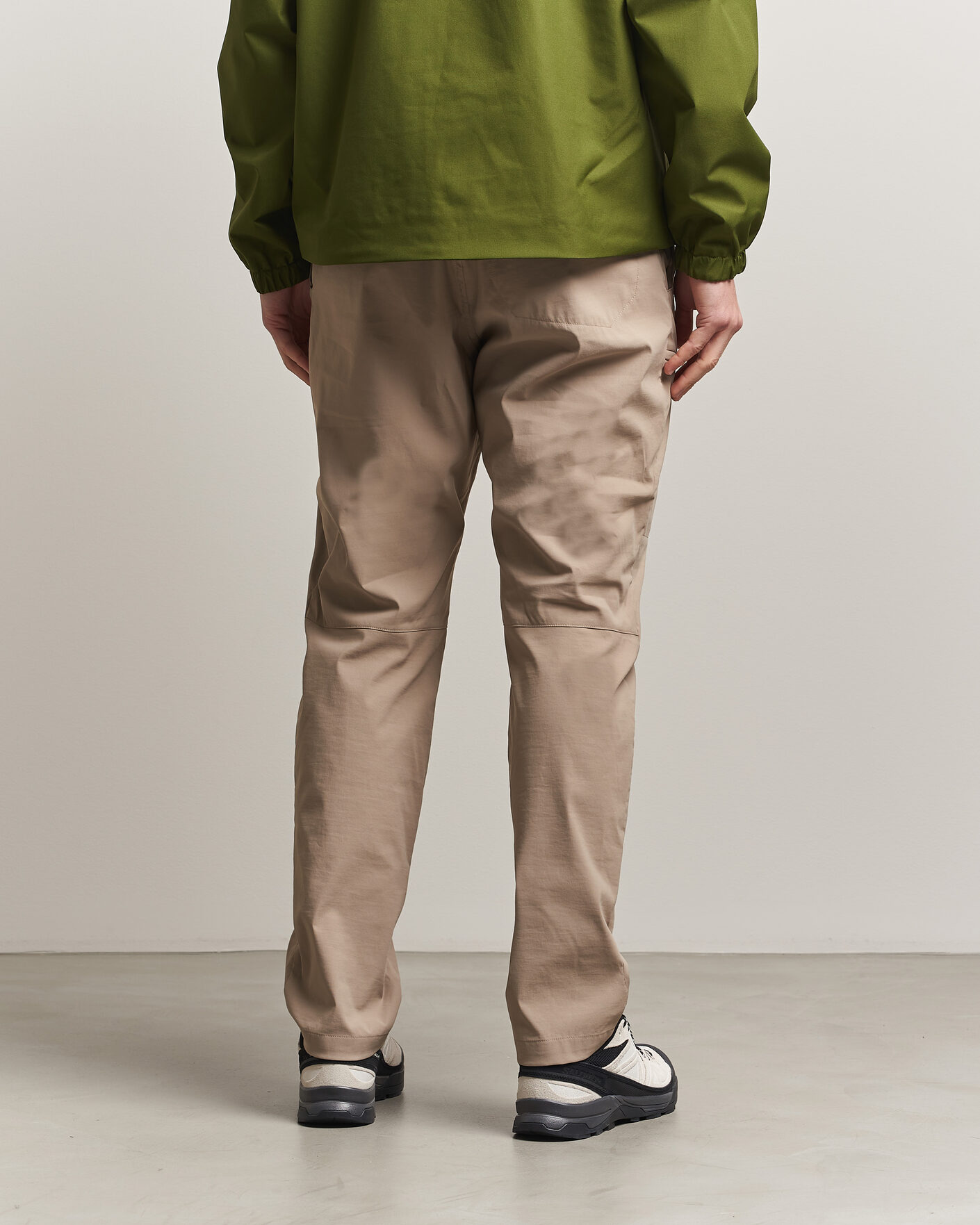 Mies | Housut | Peak Performance | Iconiq Pants Avid Beige