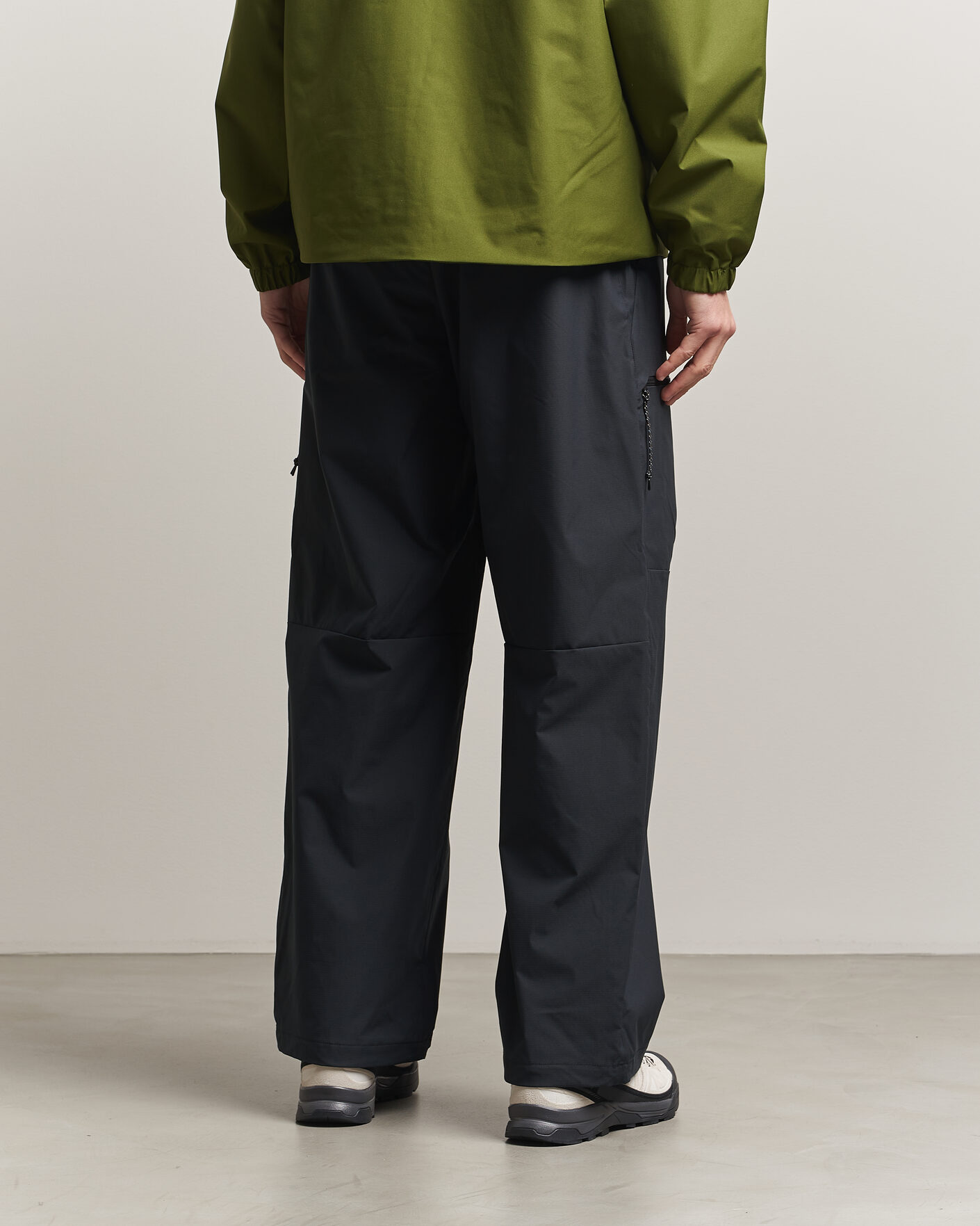 Mies | Housut | Peak Performance | Outdoor Cargo Pants Black