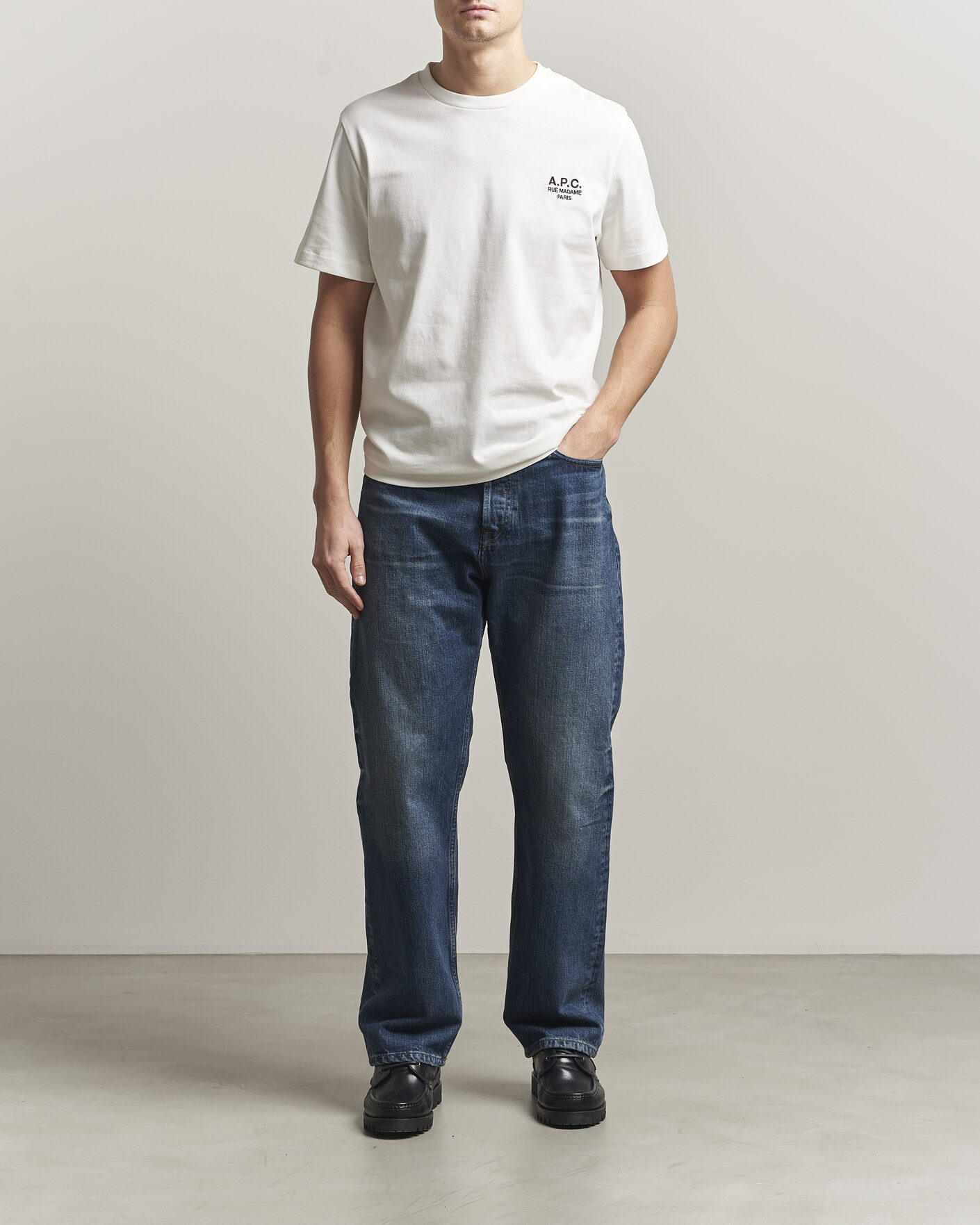 Mies | T-paidat | A.P.C. | Rue Madame T-Shirt Off White