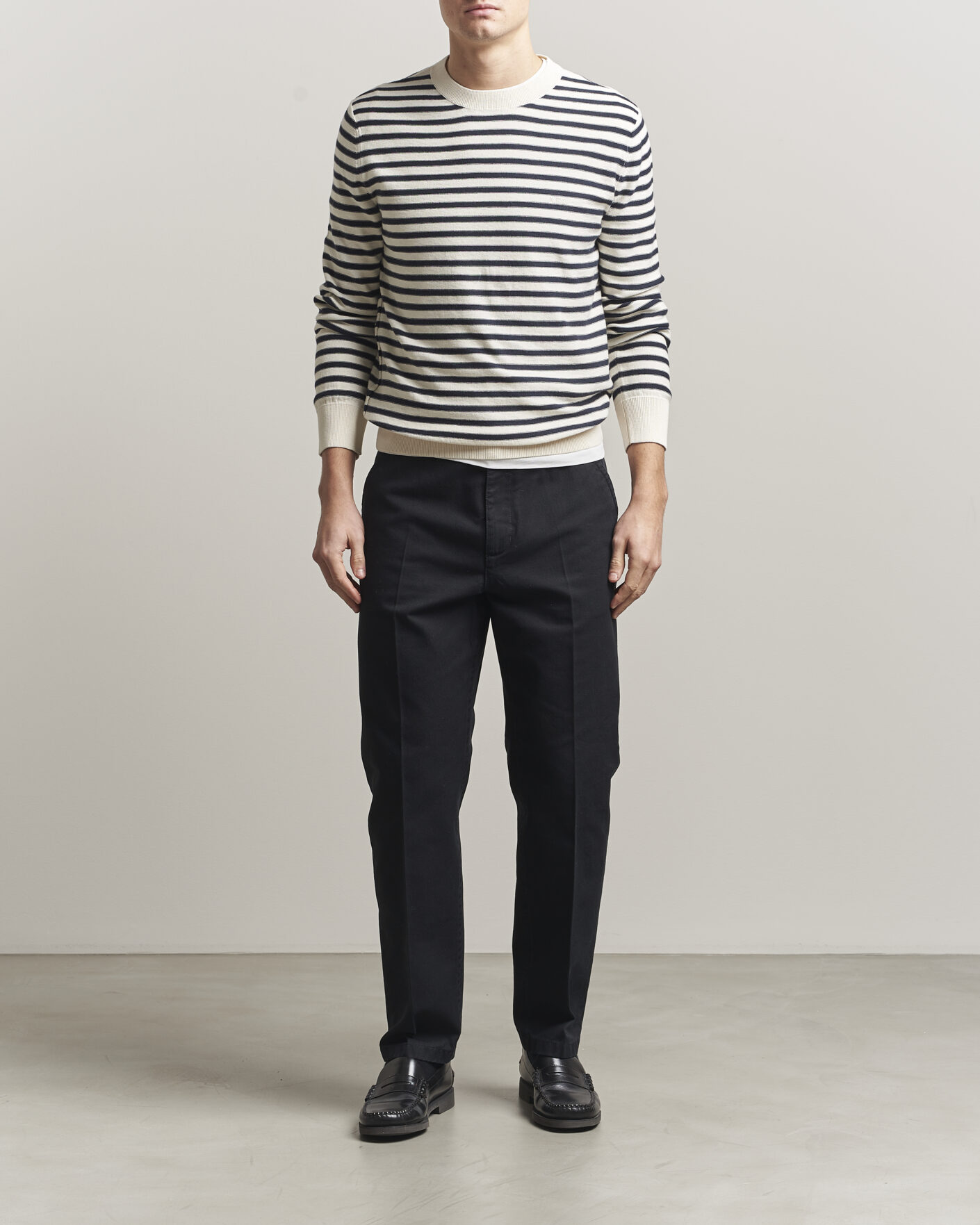 Mies | Puserot | A.P.C. | Paul Striped Knitted Sweater Ecru/Dark Navy