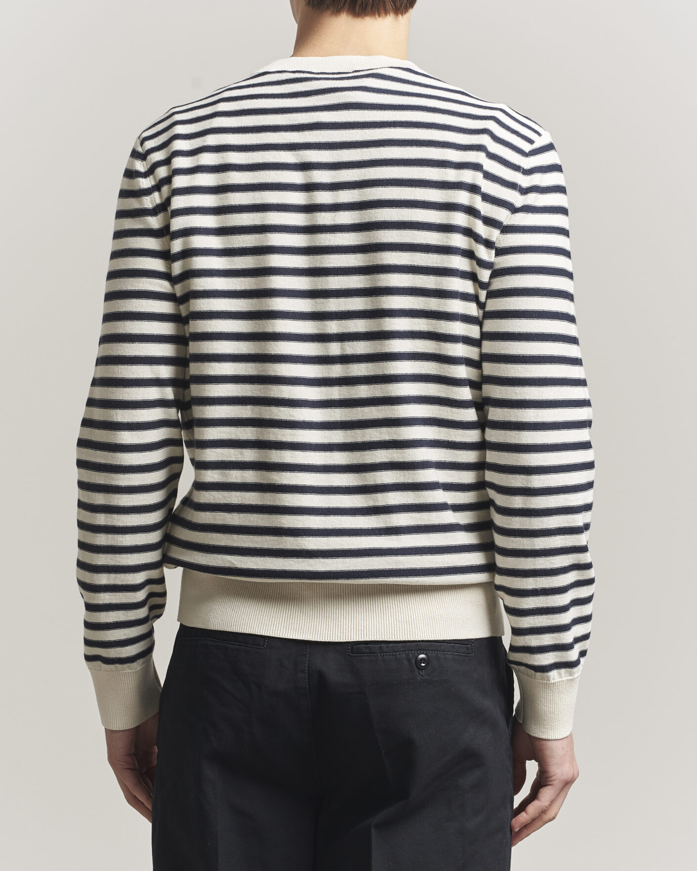 Mies | Puserot | A.P.C. | Paul Striped Knitted Sweater Ecru/Dark Navy