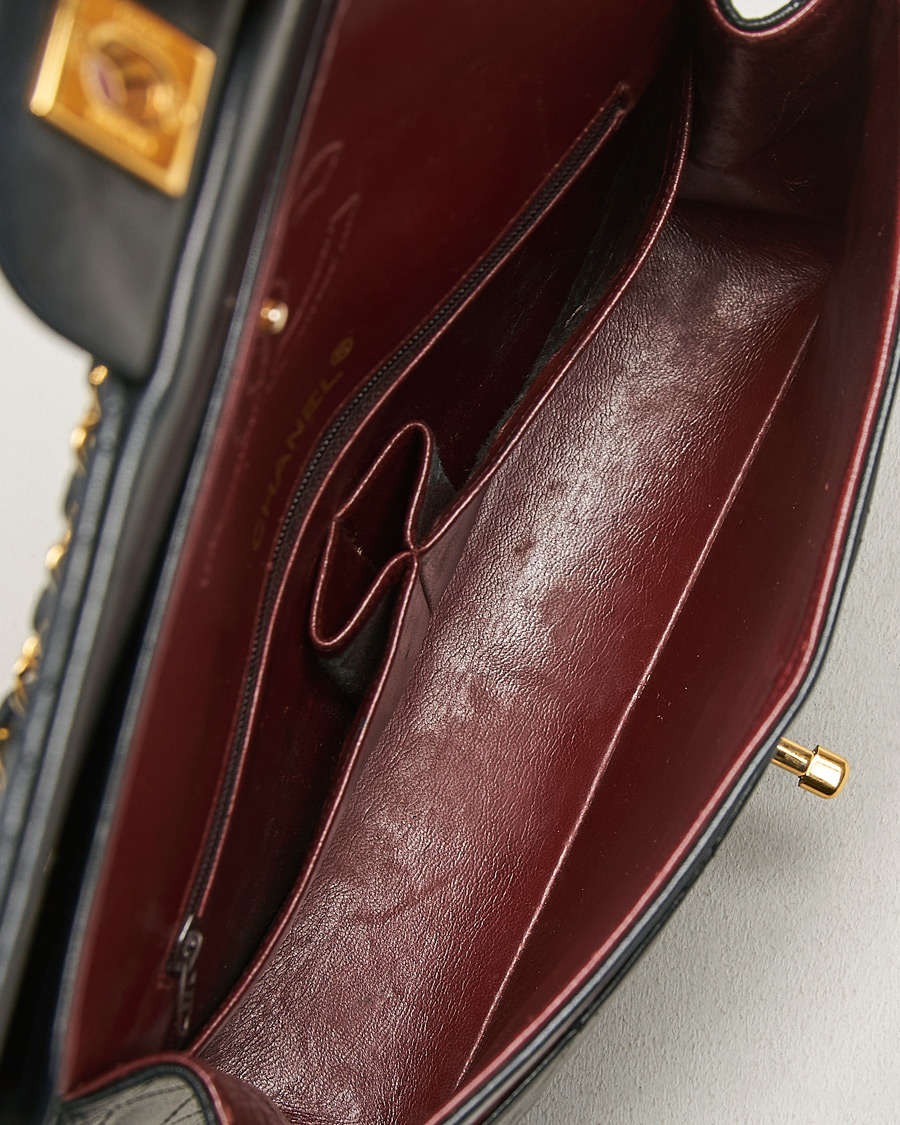 Mies | Pre-Owned & Vintage Bags | Chanel Pre-Owned | Single Flap Bag Lambskin Black