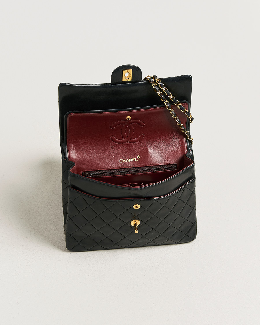 Mies | Pre-Owned & Vintage Bags | Chanel Pre-Owned | Single Flap Bag Lambskin Black