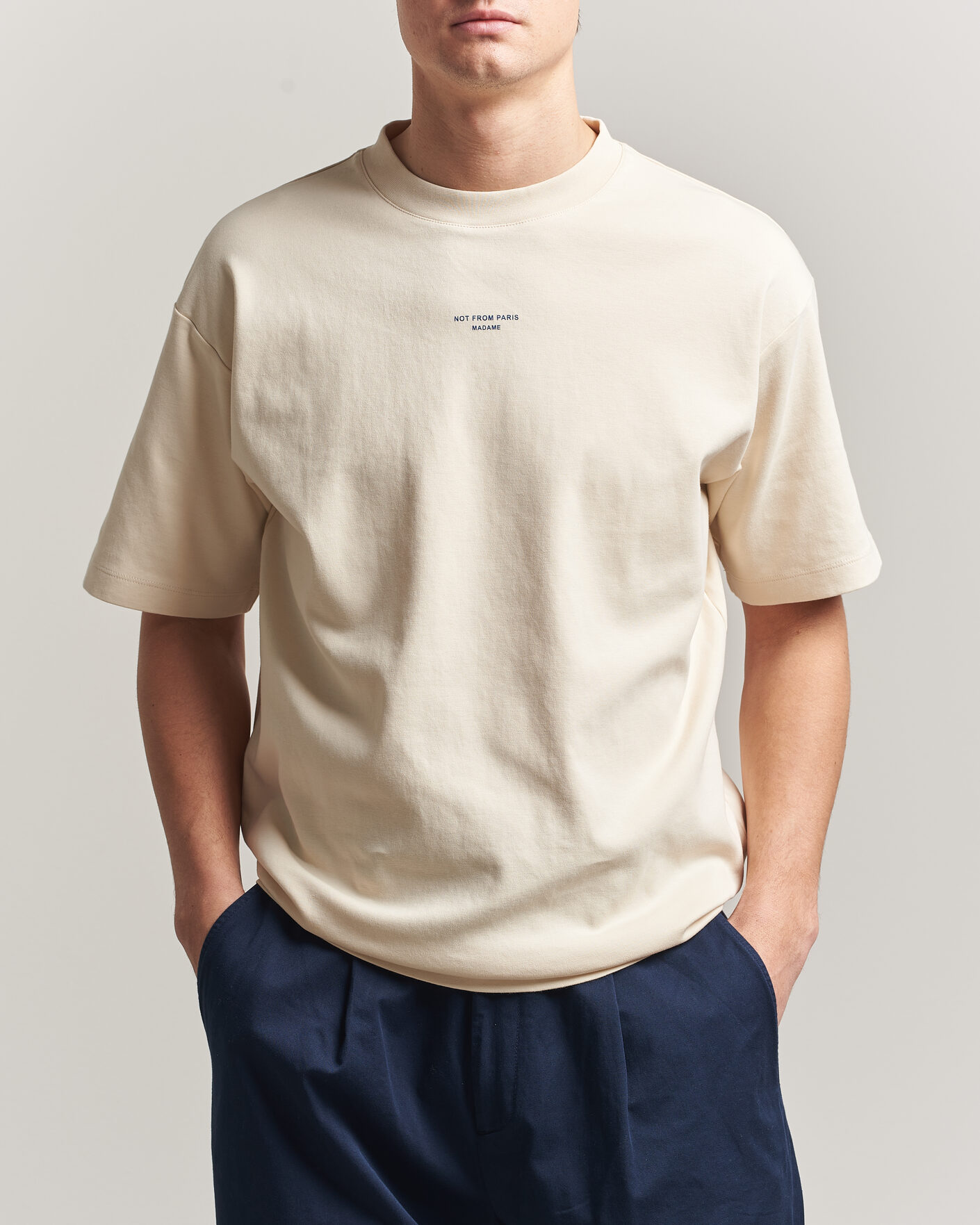 Mies | T-paidat | Drôle de Monsieur | Classic Slogan T-Shirt Sand