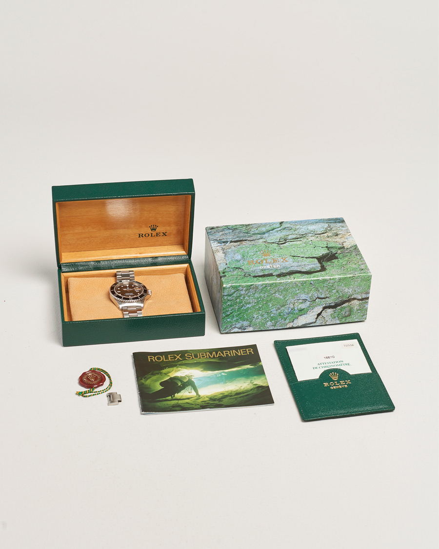 Mies | Pre-Owned & Vintage Watches | Rolex Pre-Owned | Submariner Date