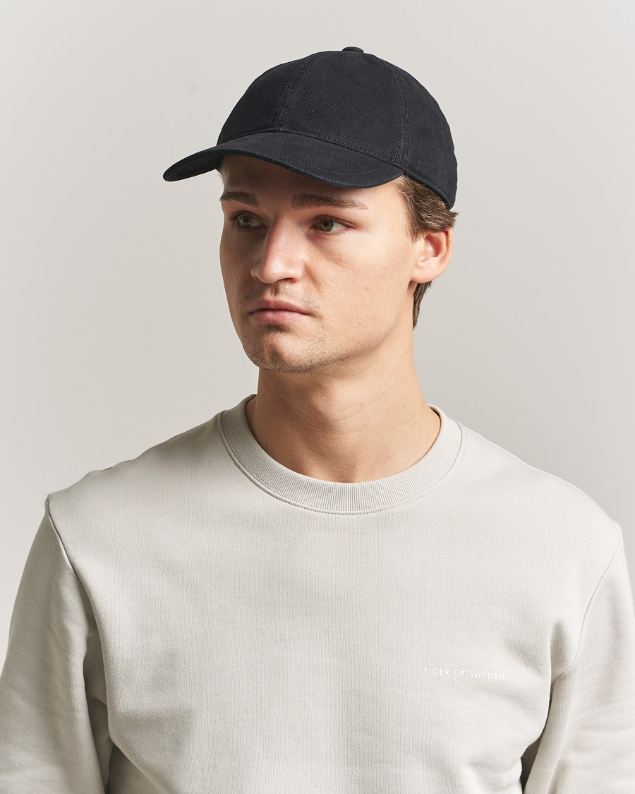 Mies | Päähineet | Tiger of Sweden | Hent Washed Cap Black