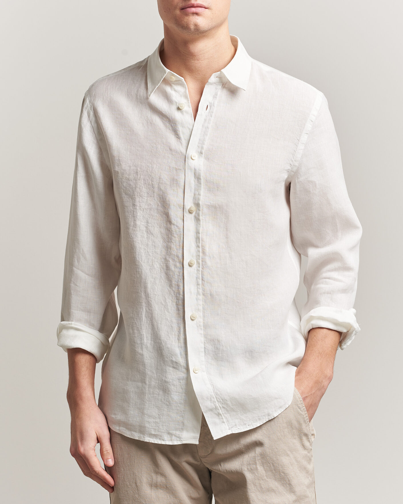 Mies | Kauluspaidat | Tiger of Sweden | Spenser Linen Shirt Off White