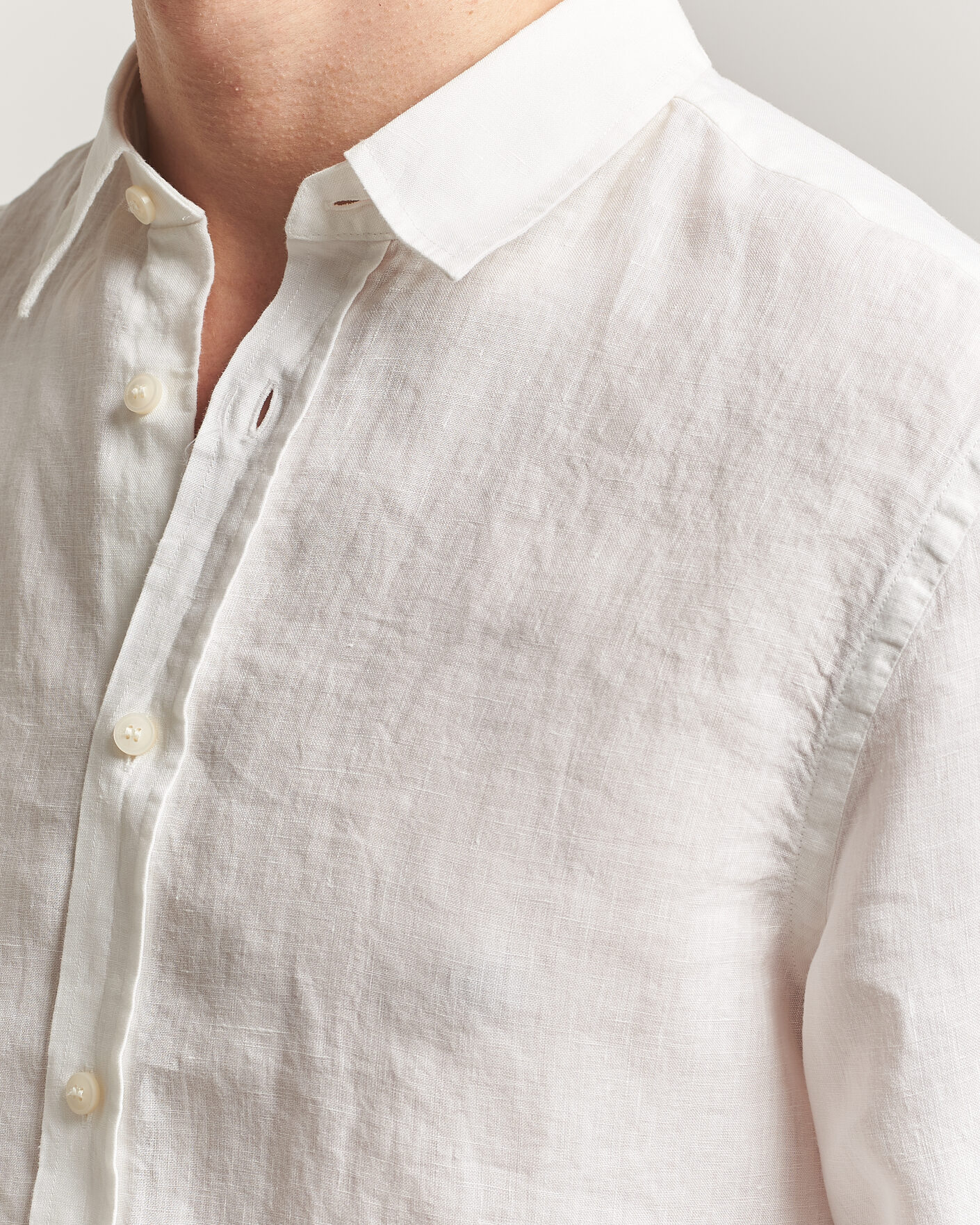 Mies | Kauluspaidat | Tiger of Sweden | Spenser Linen Shirt Off White