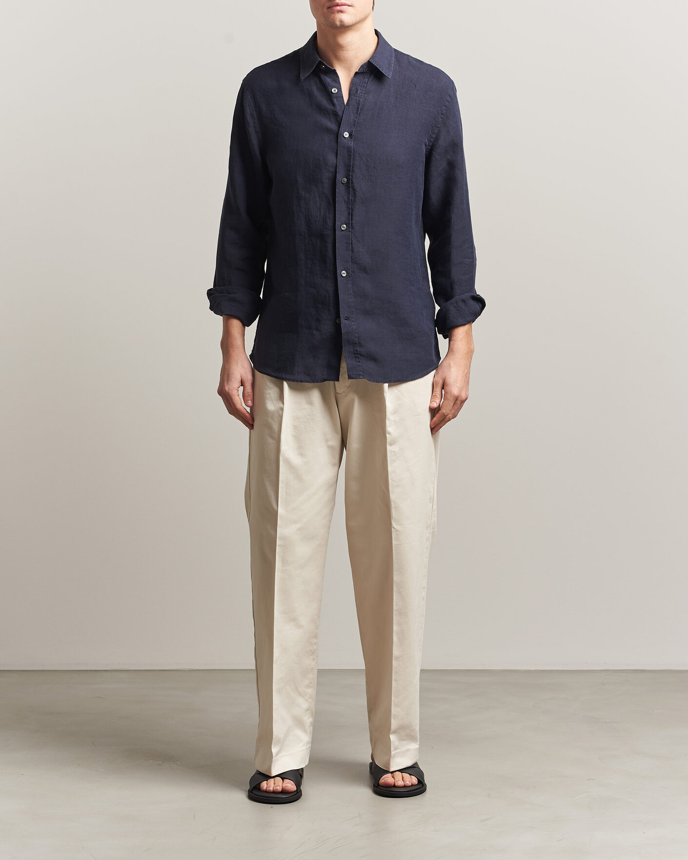Mies | Kauluspaidat | Tiger of Sweden | Spenser Linen Shirt Midnight Blue