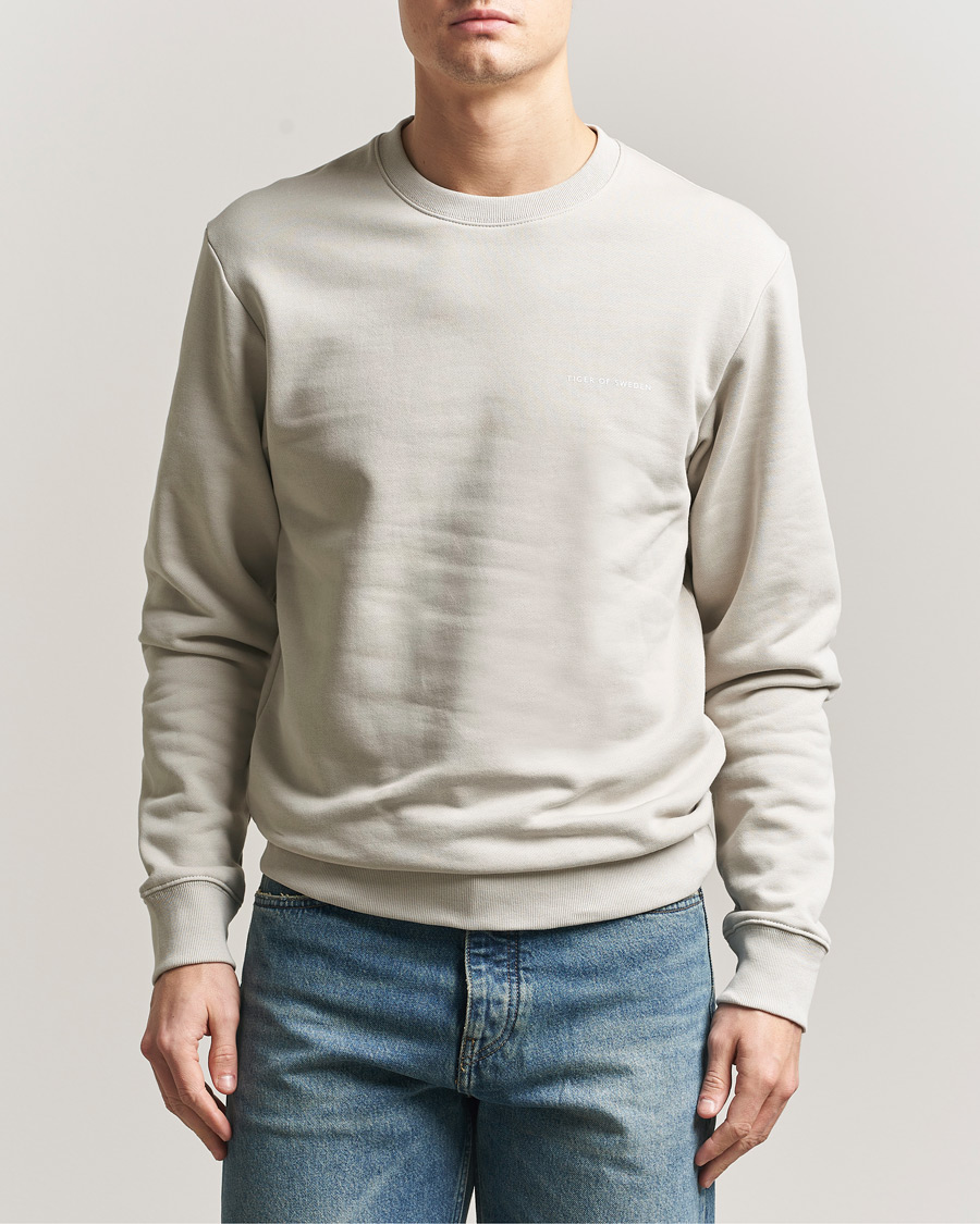 Mies | Puserot | Tiger of Sweden | Emerson Crew Neck Sweatshirt Seline Grey