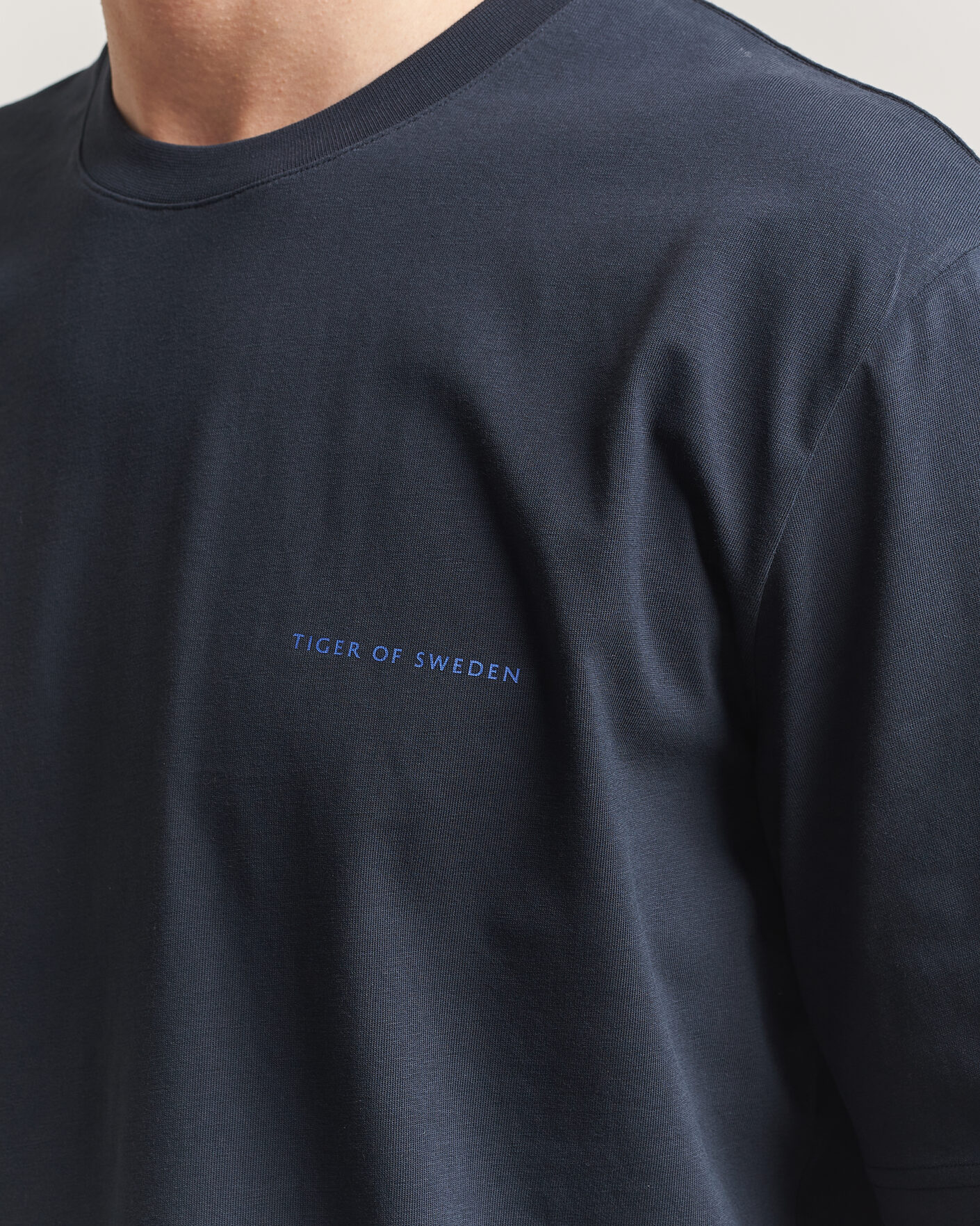 Mies | T-paidat | Tiger of Sweden | Pro Logo Crew Neck T-Shirt Light Ink