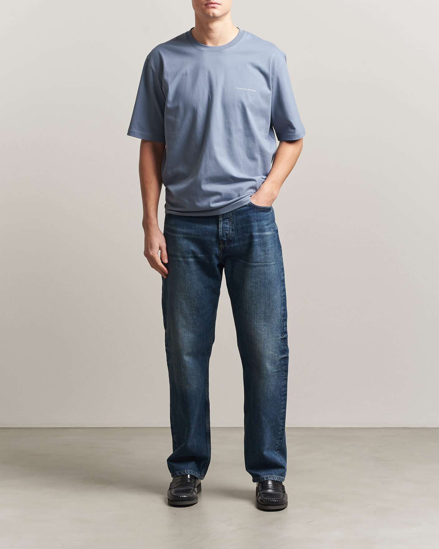 Mies | T-paidat | Tiger of Sweden | Pro Logo Crew Neck T-Shirt Dull Blue