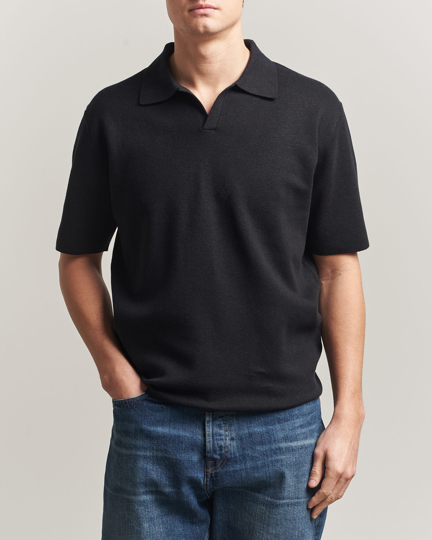 Mies | Pikeet | Tiger of Sweden | Maelon Cotton/Linen Knitted Polo Black