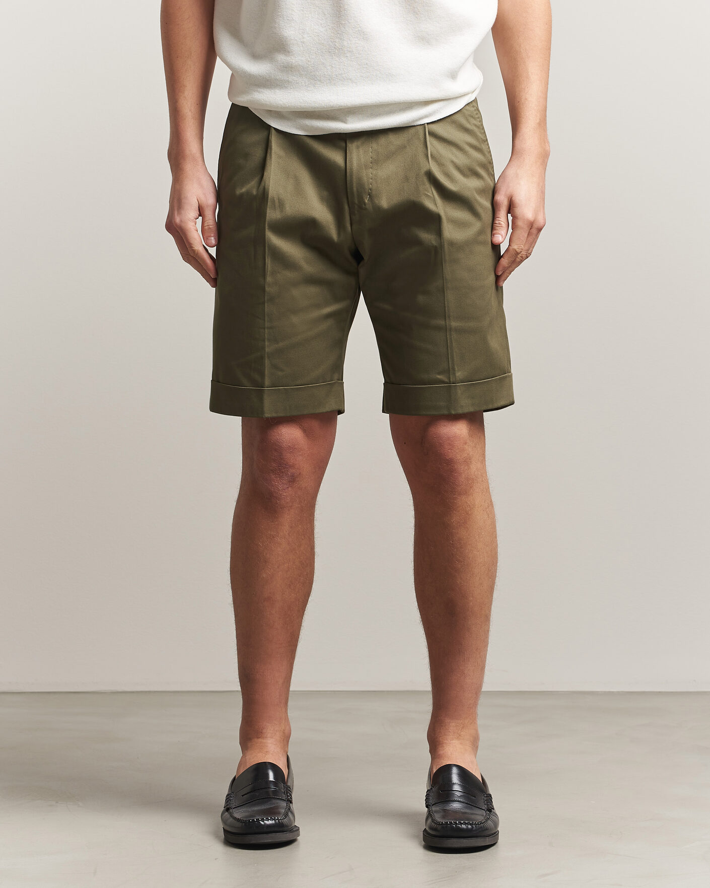 Mies | Shortsit | Tiger of Sweden | Tenut Cotton Chino Shorts Kalamata Green