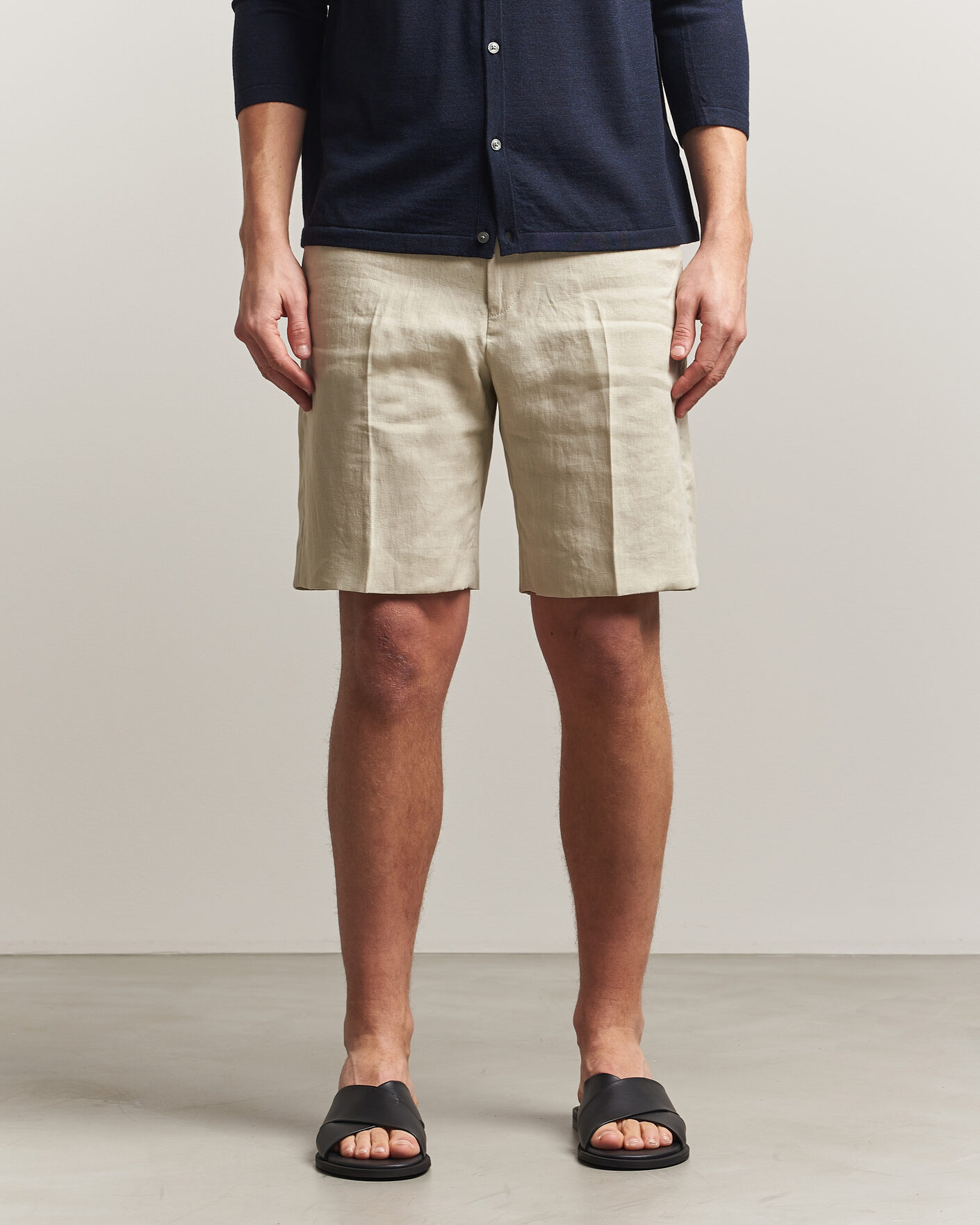 Mies | Shortsit | Tiger of Sweden | Troy Pleated Linen Shorts Cream Sand