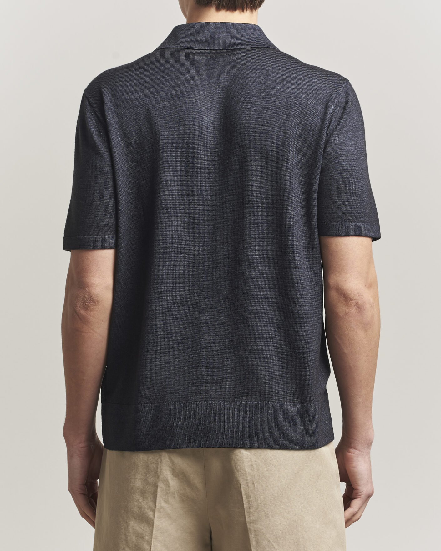Mies | Kauluspaidat | Tiger of Sweden | Araawen Merino Knitted Short Sleeve Shirt Light Ink