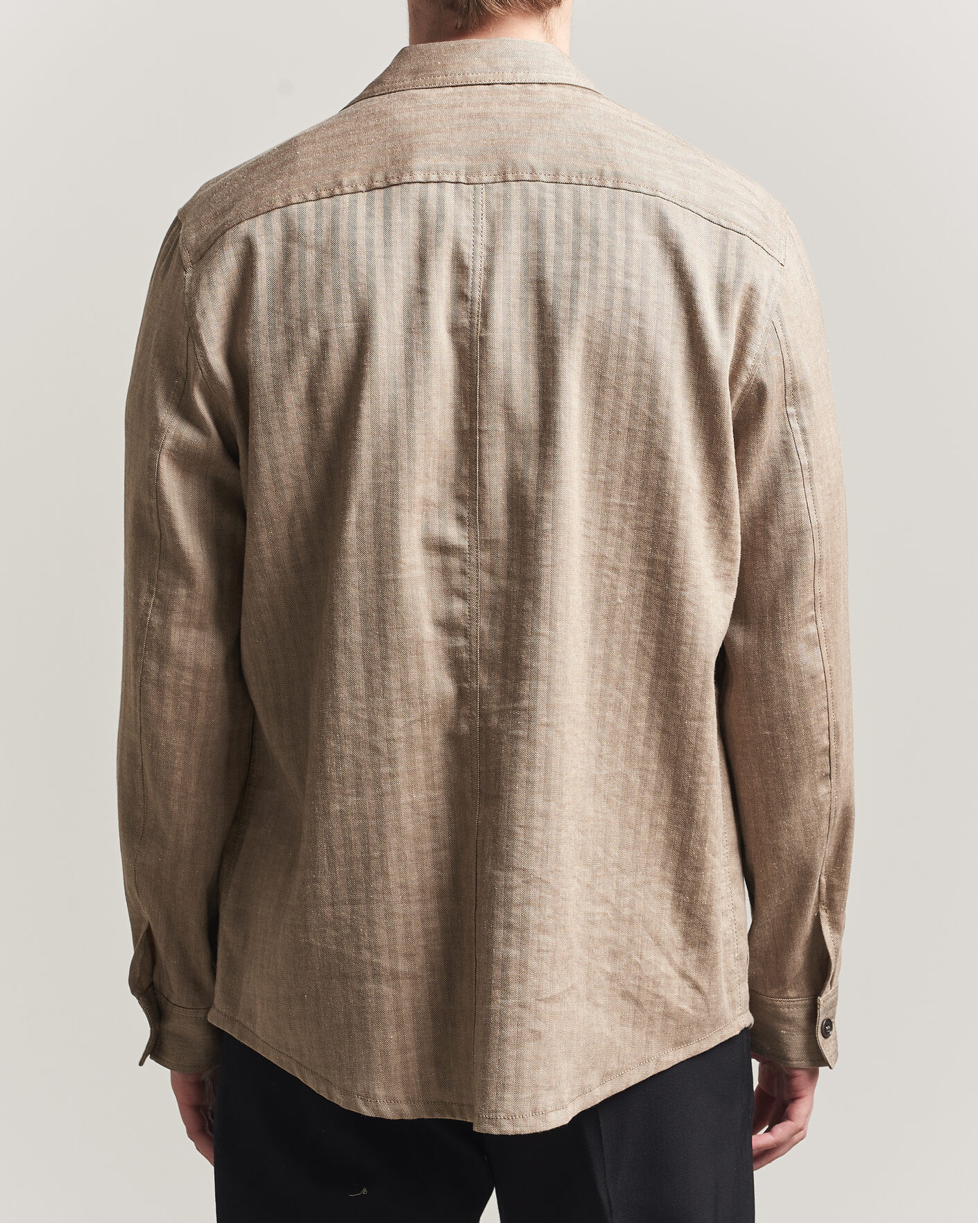 Mies | Kauluspaidat | Tiger of Sweden | Bishop Linen Overshirt Vintage Beige