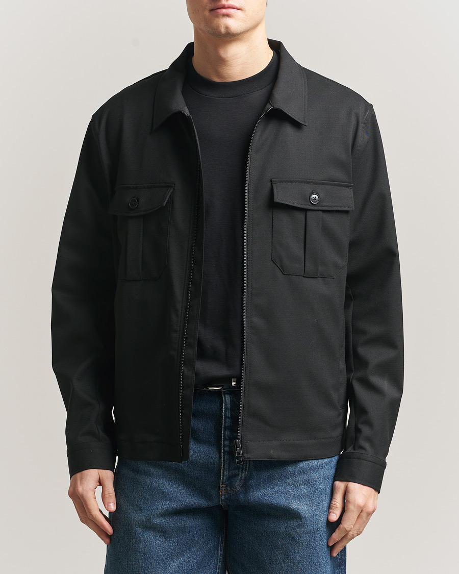 Mies | Kauluspaidat | Tiger of Sweden | Barnaby Technical Overshirt Black