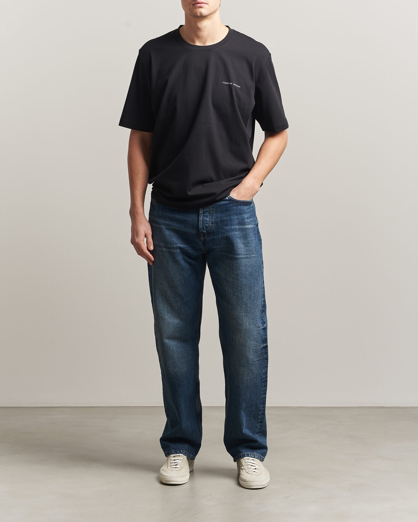 Mies | T-paidat | Tiger of Sweden | Pro Cotton Logo T-Shirt Black