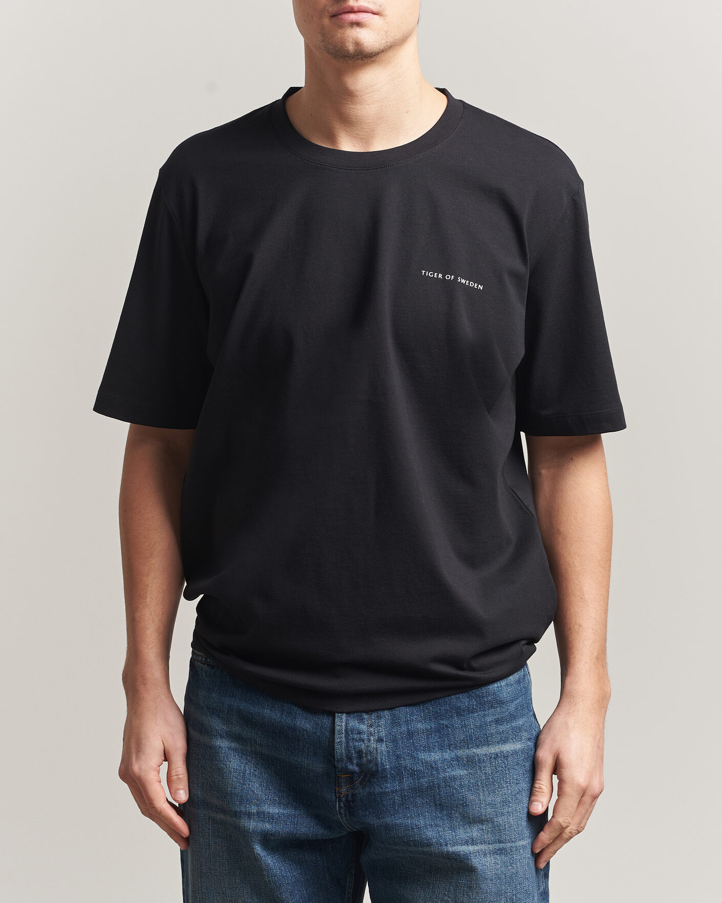 Mies | T-paidat | Tiger of Sweden | Pro Cotton Logo T-Shirt Black