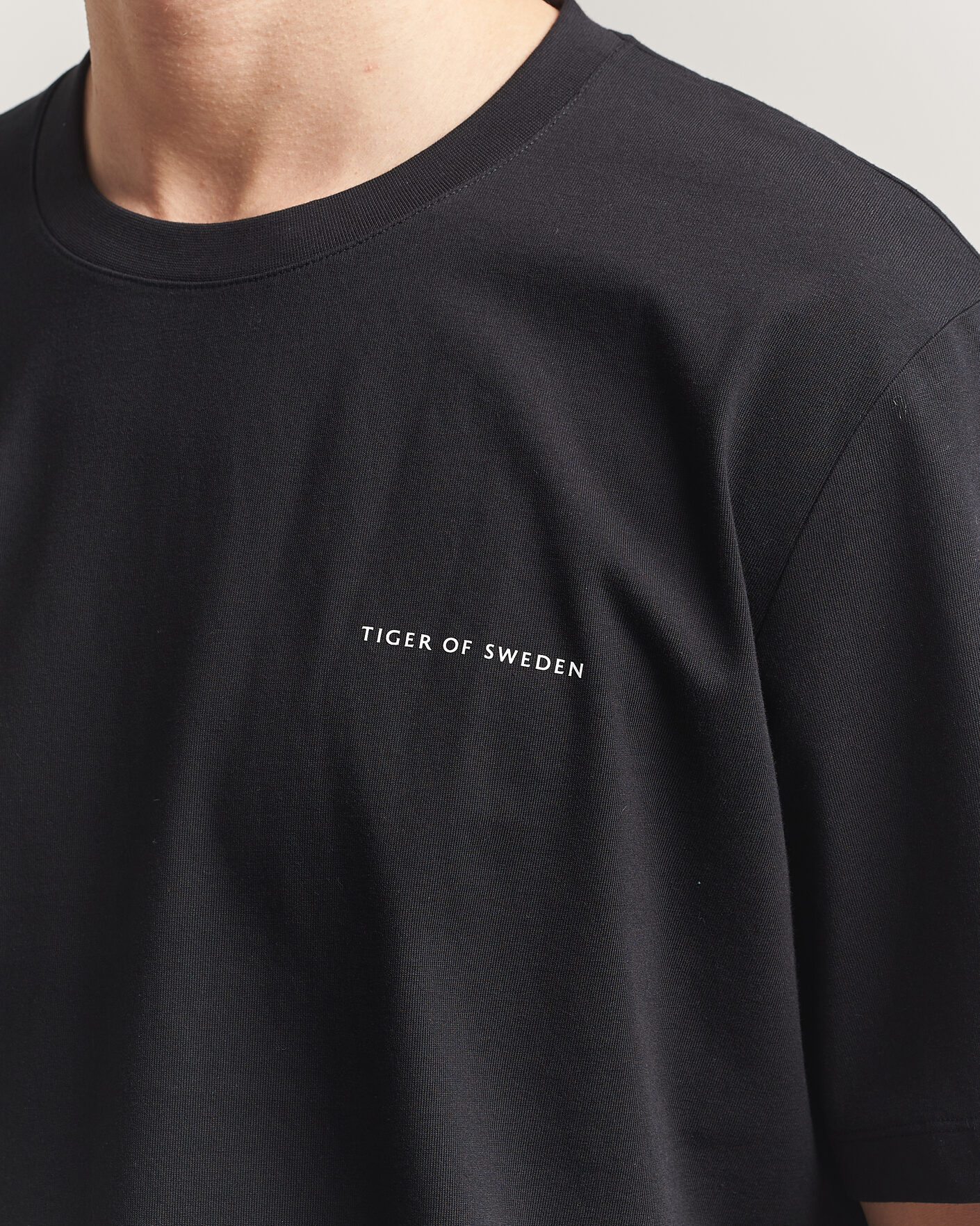 Mies | T-paidat | Tiger of Sweden | Pro Cotton Logo T-Shirt Black
