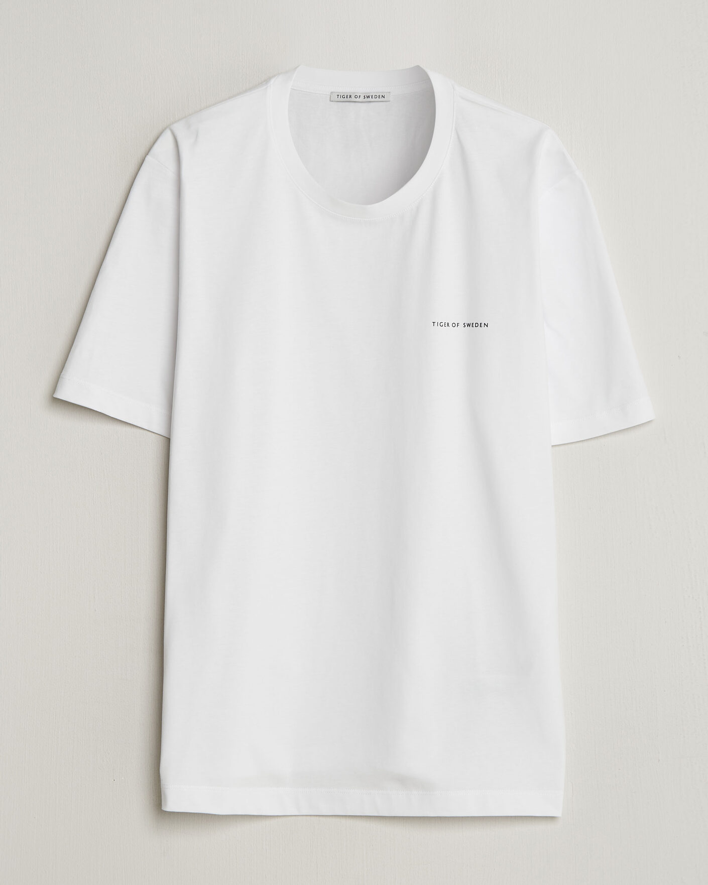 Mies | T-paidat | Tiger of Sweden | Pro Cotton Logo T-Shirt Pure White