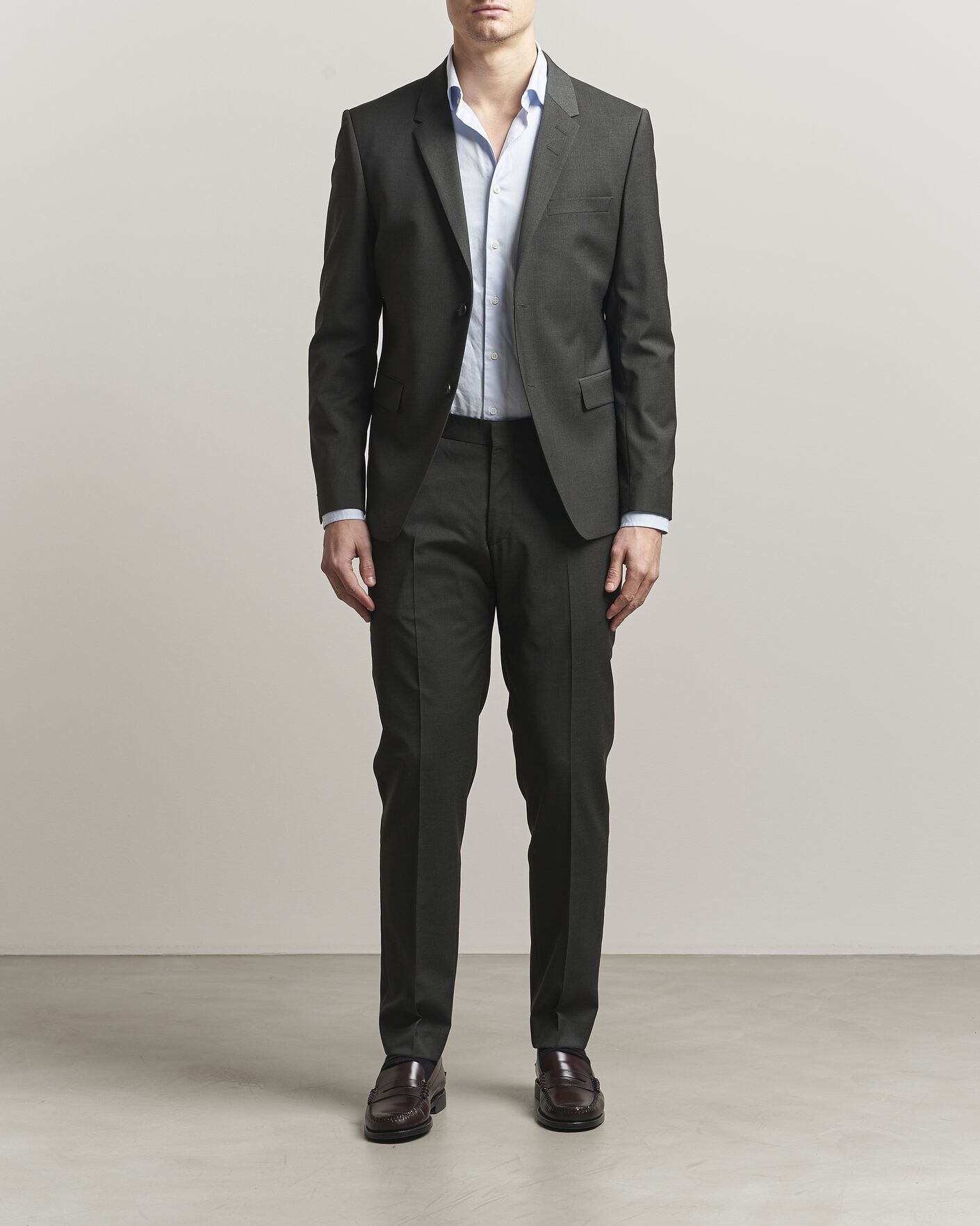 Mies | Pikkutakit | Tiger of Sweden | Jamie Wool Travel Suit Blazer Olive Extreme