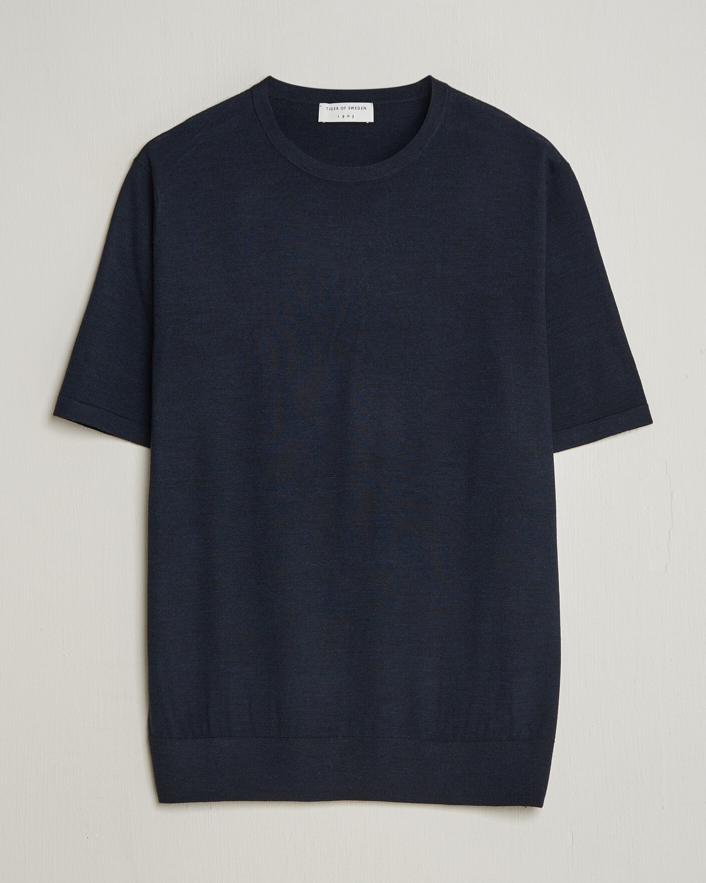 Mies | T-paidat | Tiger of Sweden | Connor Knitted Crew Neck T-Shirt Light Ink