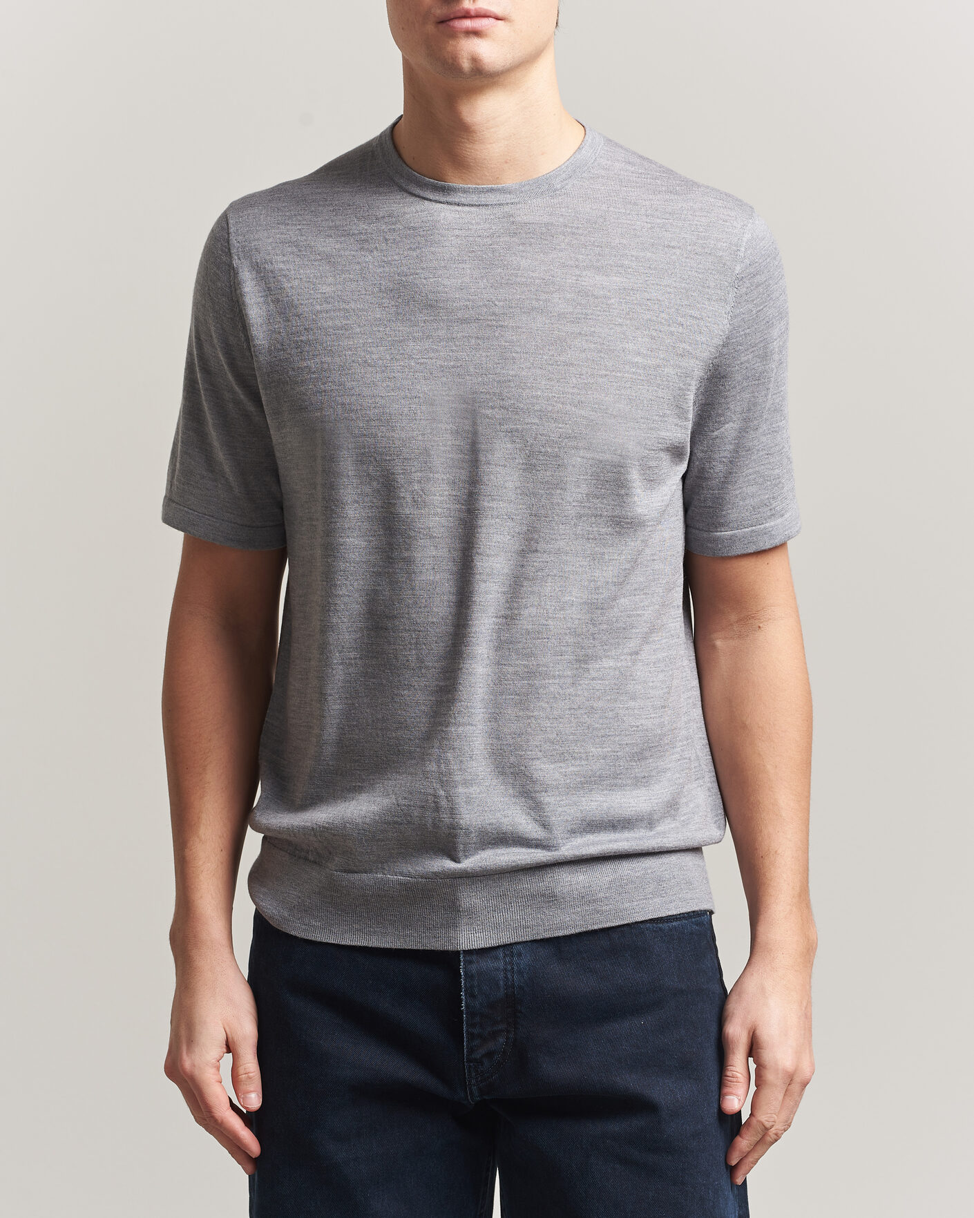 Mies | T-paidat | Tiger of Sweden | Connor Knitted Crew Neck T-Shirt Grey Melange