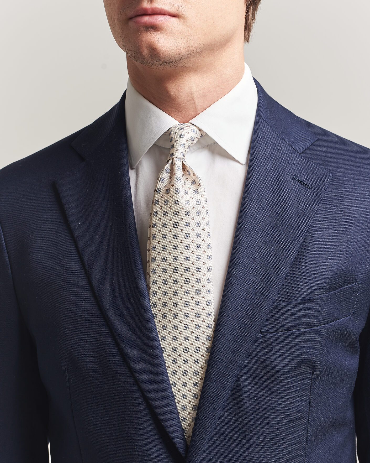 Mies | Solmiot | Amanda Christensen | Silk Oxford 8cm Flower Tie Cream