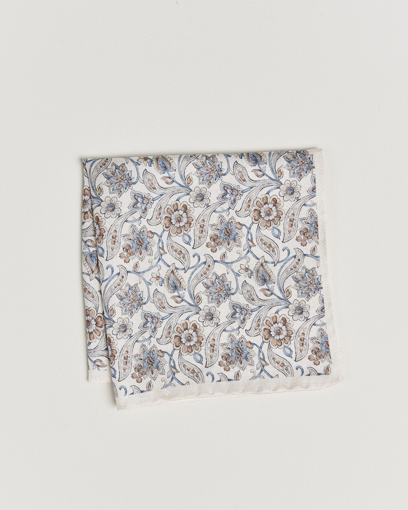 Mies | Taskuliinat | Amanda Christensen | Silk Oxford Large Flower Pocket Square Cream