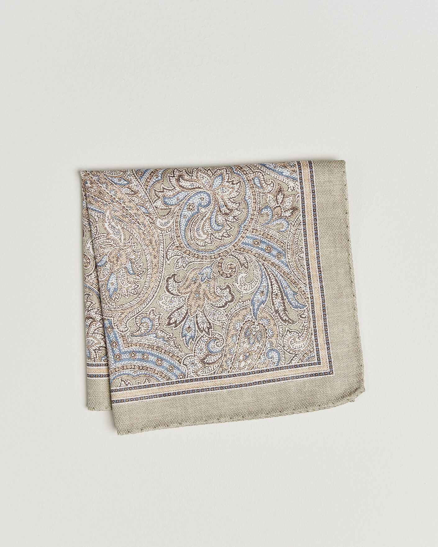 Mies | Taskuliinat | Amanda Christensen | Silk Shappe Double Faced Pocket Square Green