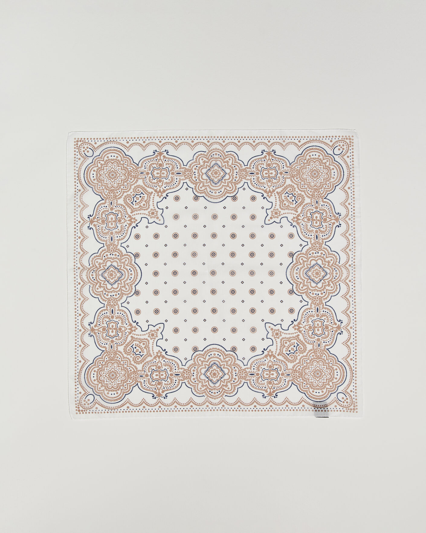 Mies | Huivit | Amanda Christensen | Cotton Voilé Medallion Bandana Cream