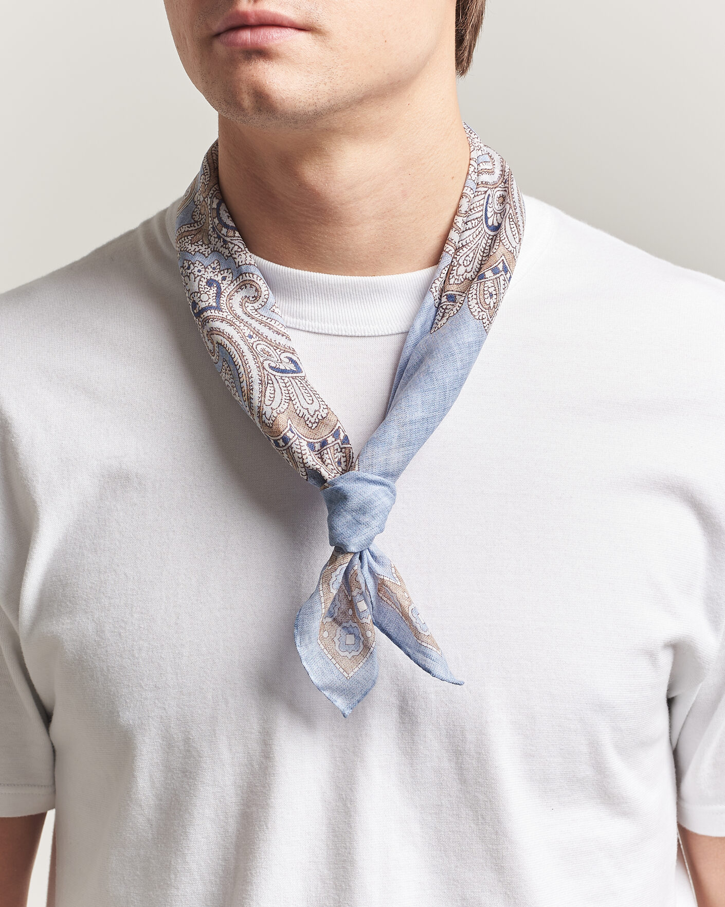 Mies | Huivit | Amanda Christensen | Cotton Voilé Large Paisley Bandana Blue
