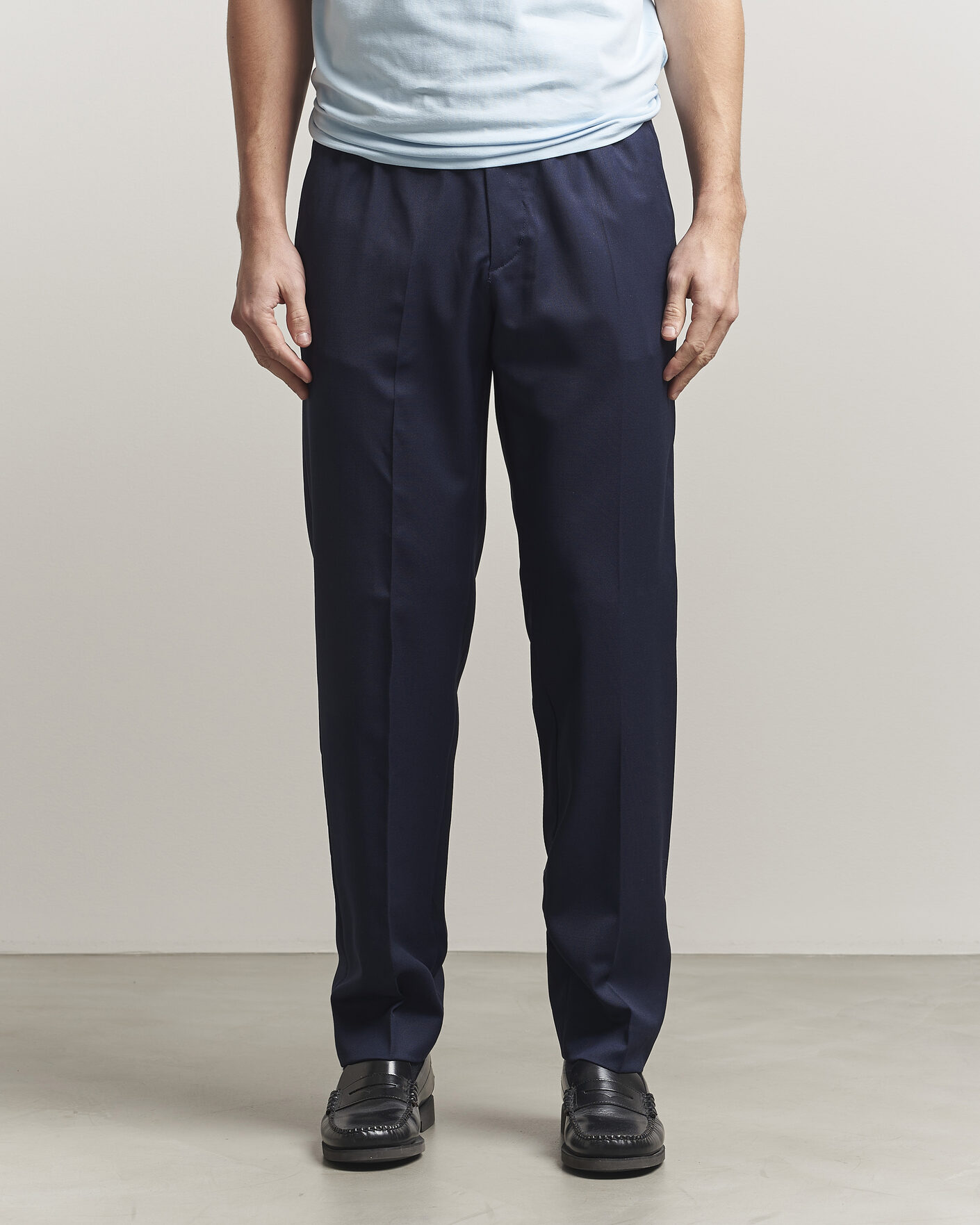 Mies | Housut | Filippa K | Theo Relaxed Wool Trousers Ink Navy