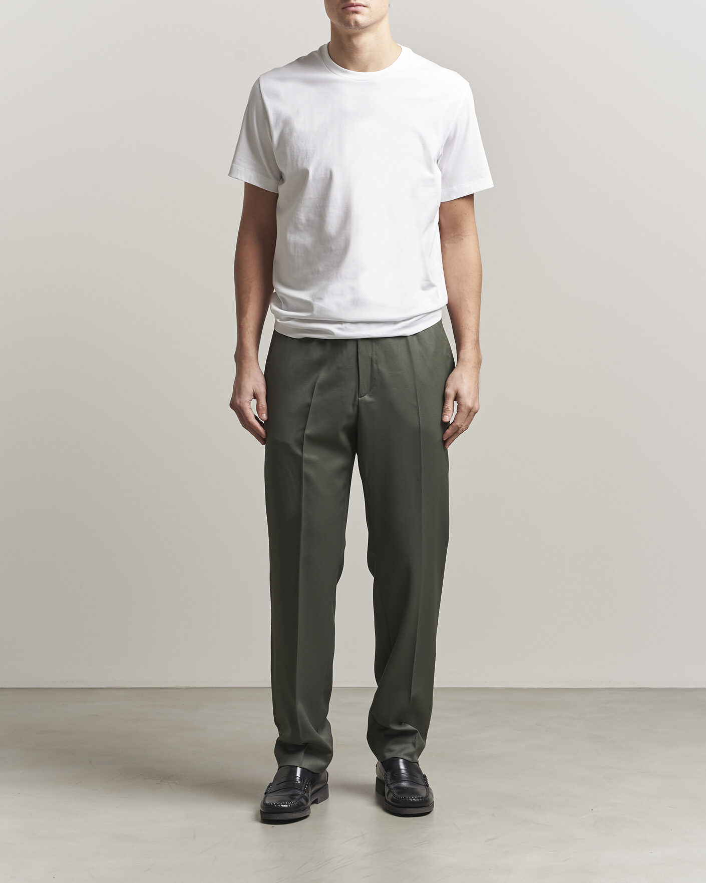 Mies | Housut | Filippa K | Theo Relaxed Wool Trousers Grey Green