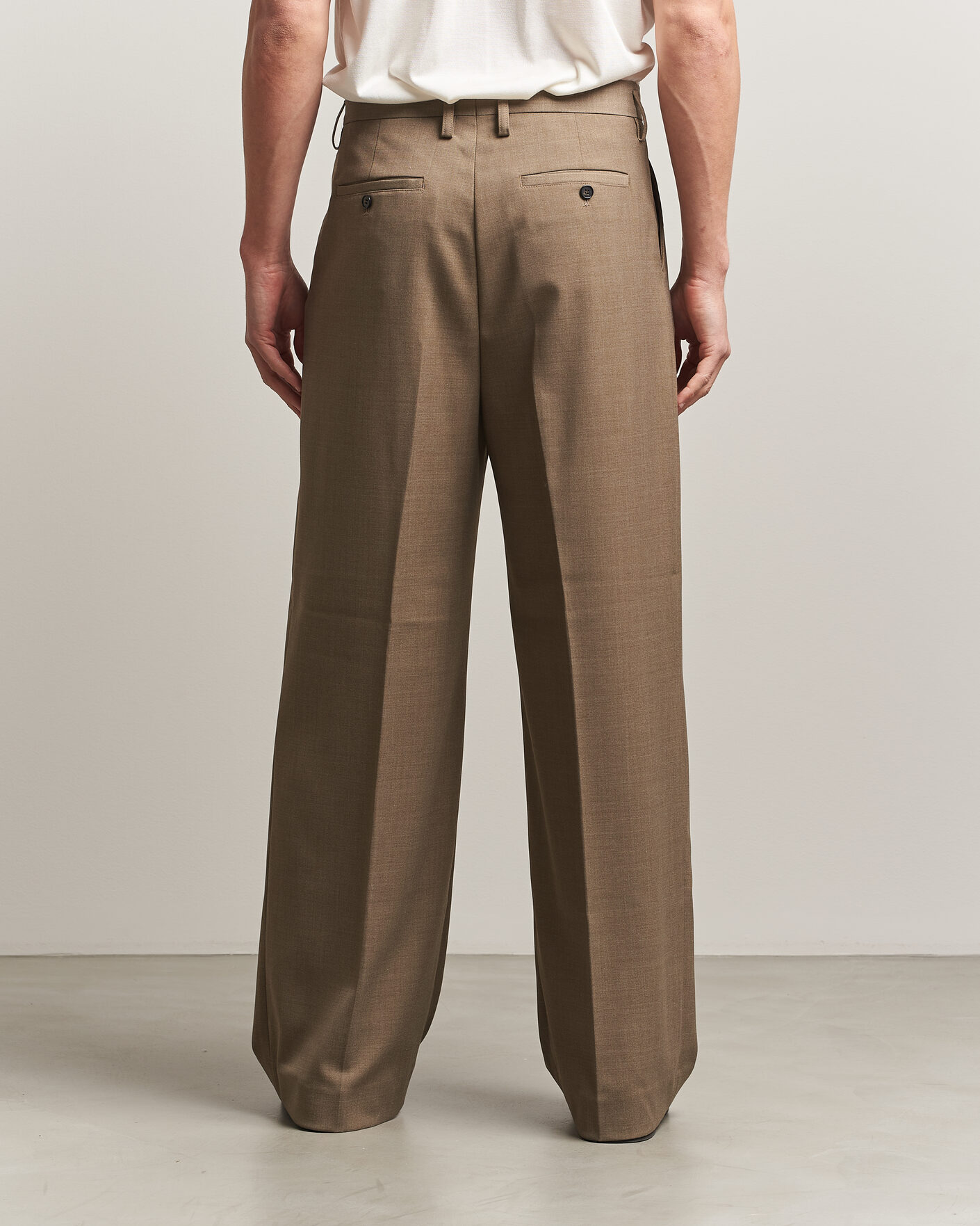 Mies | Housut | Filippa K | Milo Wide Wool Trousers Light Driftwood