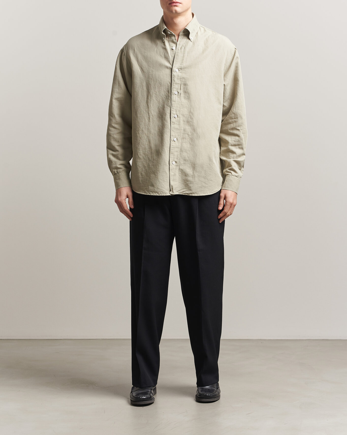 Mies | Kauluspaidat | Filippa K | Relaxed Cotton/Linen Shirt Light Green